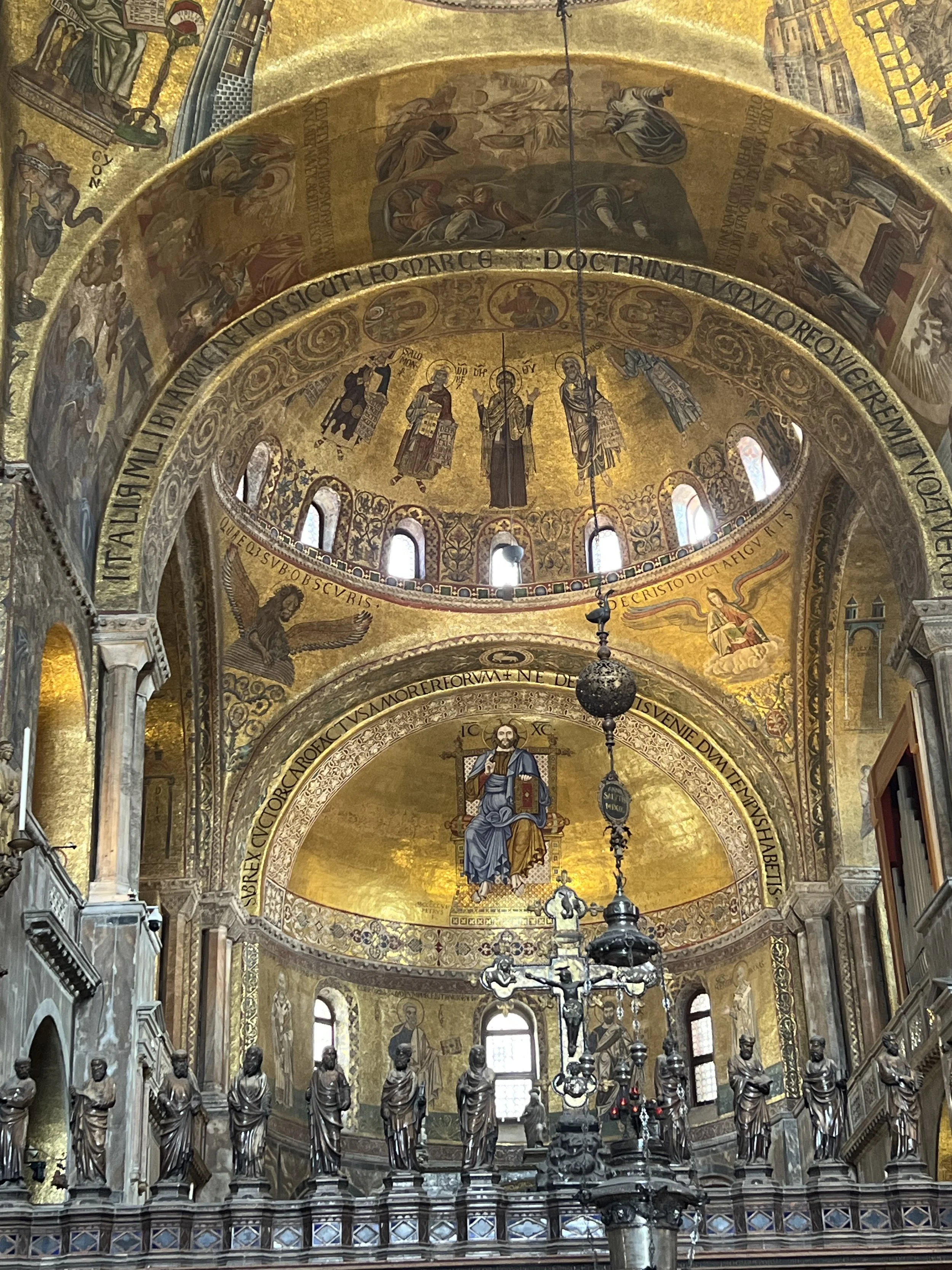 Basilica di San Marco (inside)