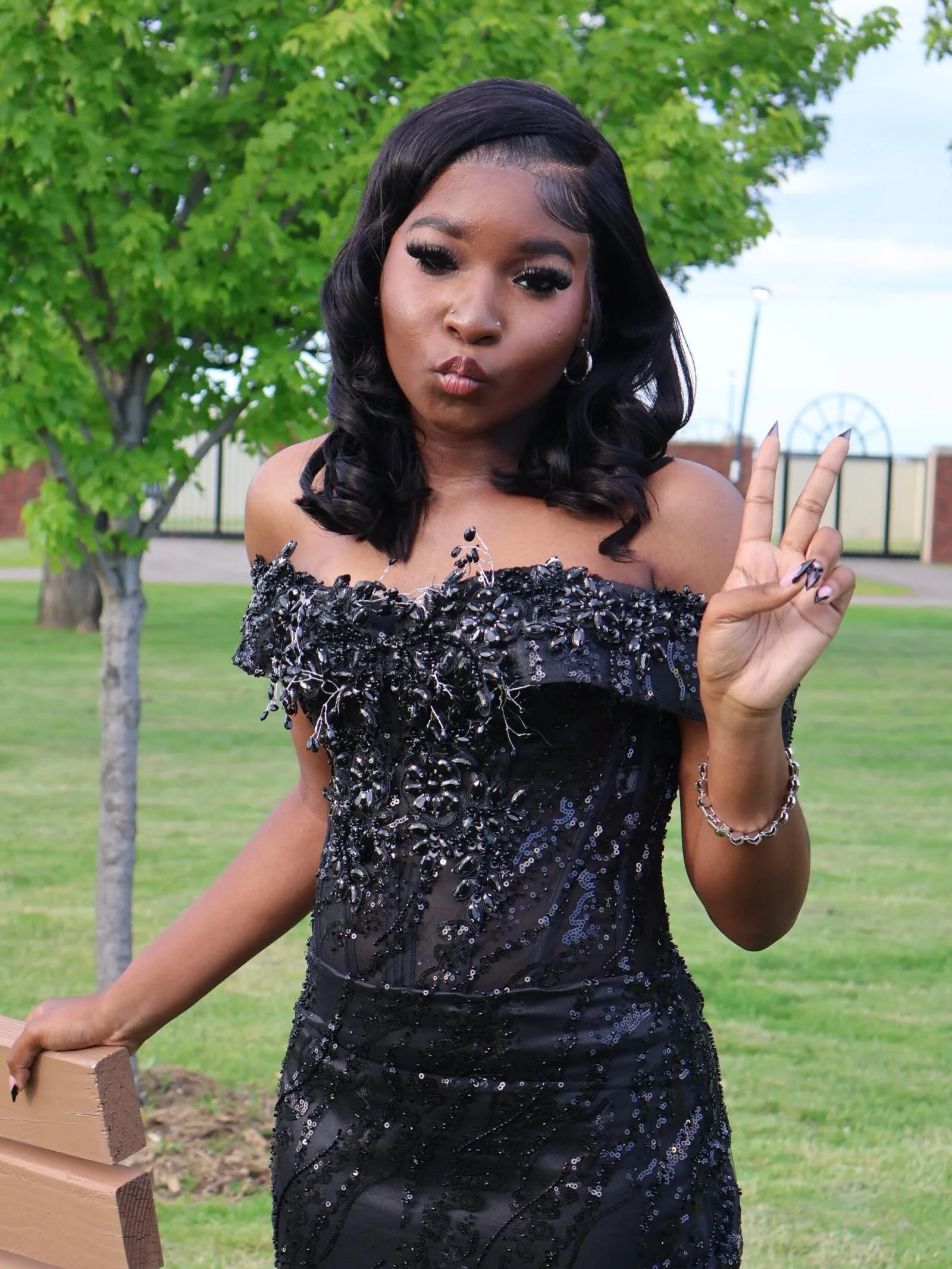 🔥 SHE UNDERSTOOD THE ASSIGNMENT! 🔥
From the dress to the smile, every detail was giving main character energy. 🖤✨ Prom night done right! #PromVibes #MainCharacterMoment #KingdomProductions #prom2k26
