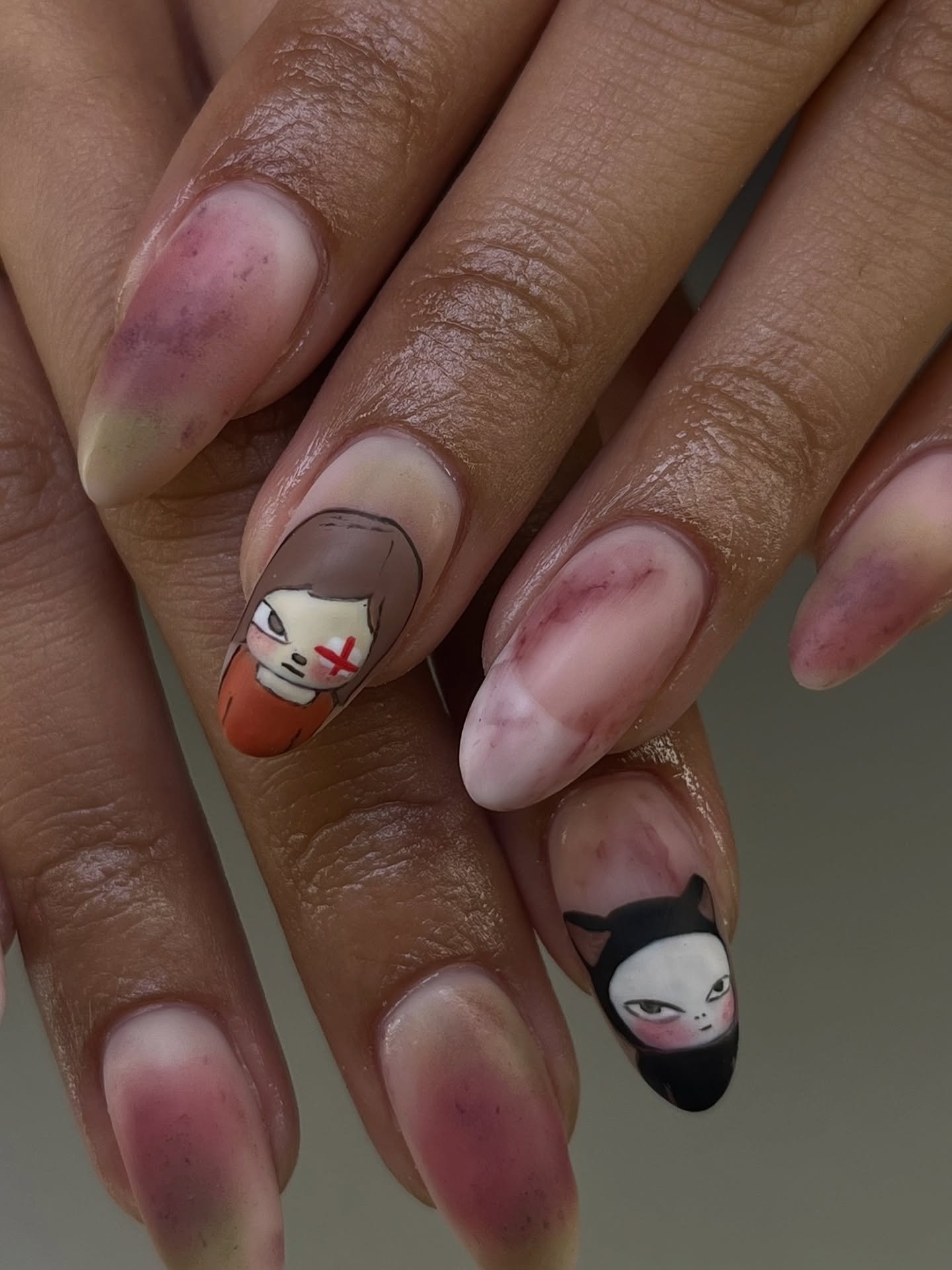 Bruises + characters for spooky szn🖤

Characters from pinterest idk the original artist!