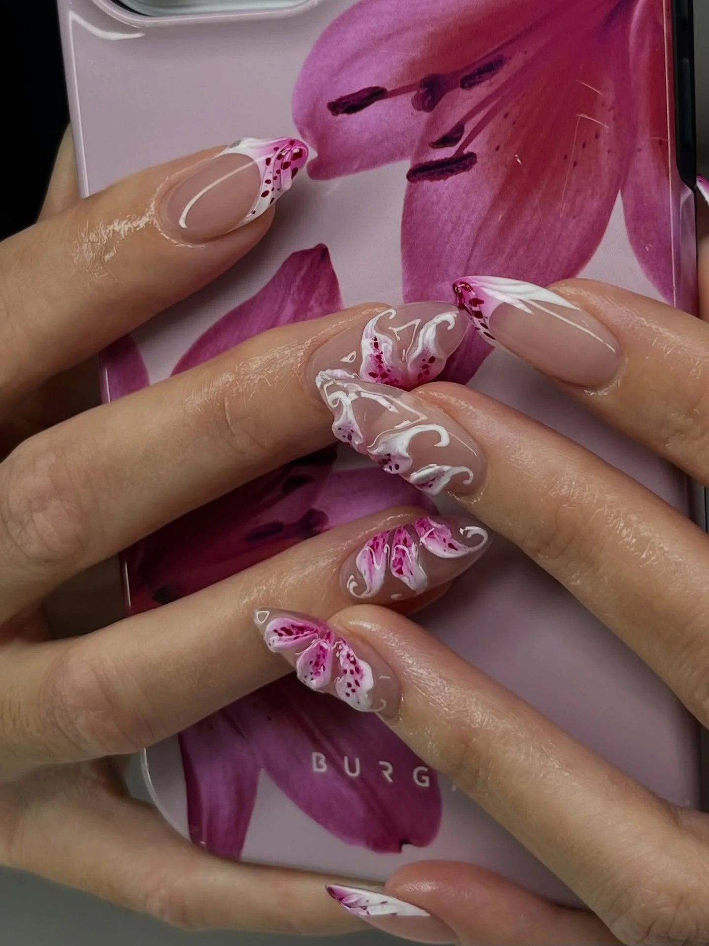 Everything lilies🌺🌸🌷

Book thru DMs, availability in highlights, new clients r welcome💕✨

#oahunails #oahunailtech #sumnernails #flowernails #nailart nails nailsnailsnails nailinspo nailsofinstagram nailporn hawaiinails hawaiinailtech honolulunai