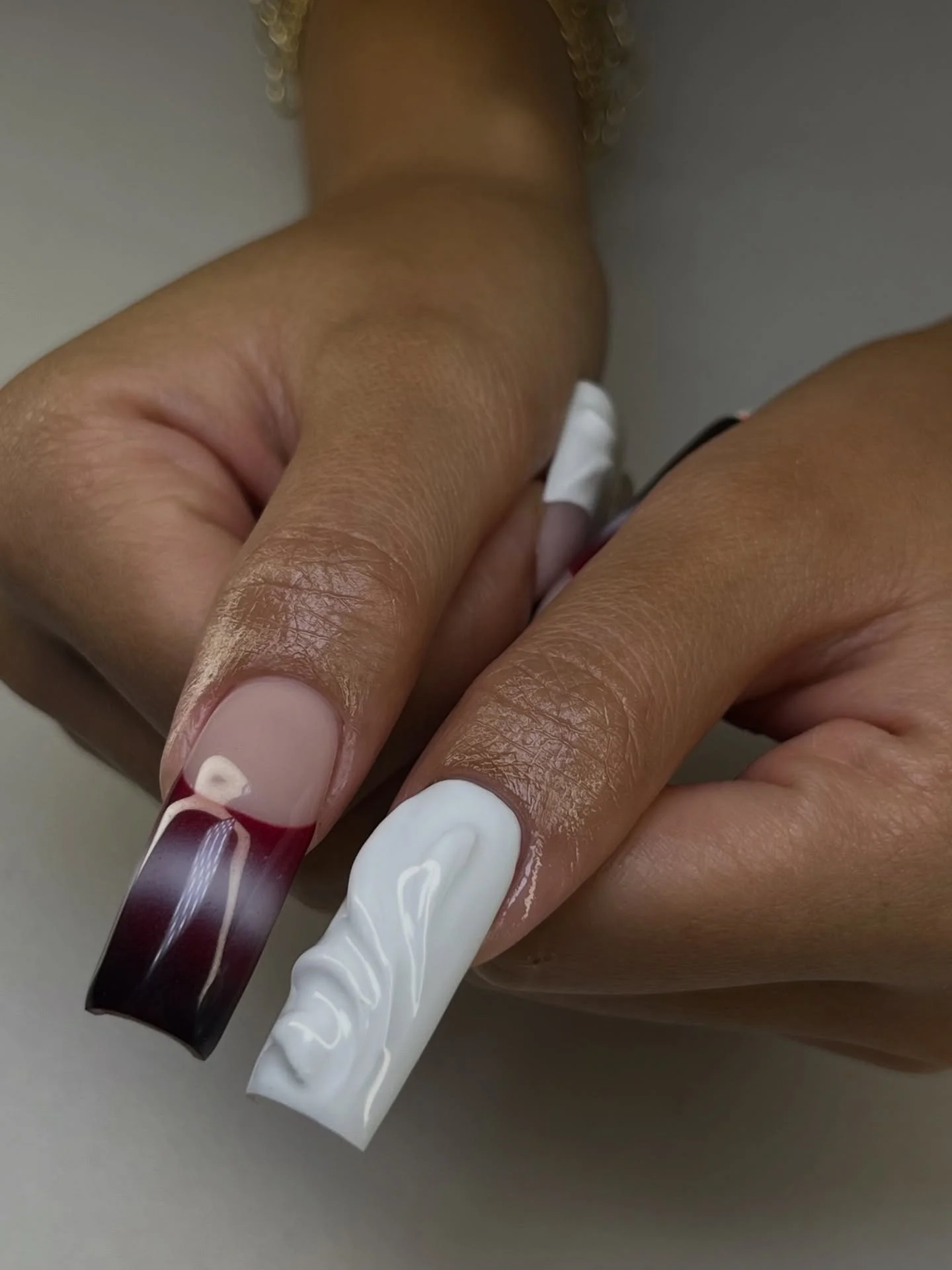 I love these weird kine sets🫦 art.

#oahunails #oahunailtech #nailart nailsnailsnails nailinspo #nailsofinstagram #nailporn hawaiinails hawaiinailtech honolulunails gelx nailartist