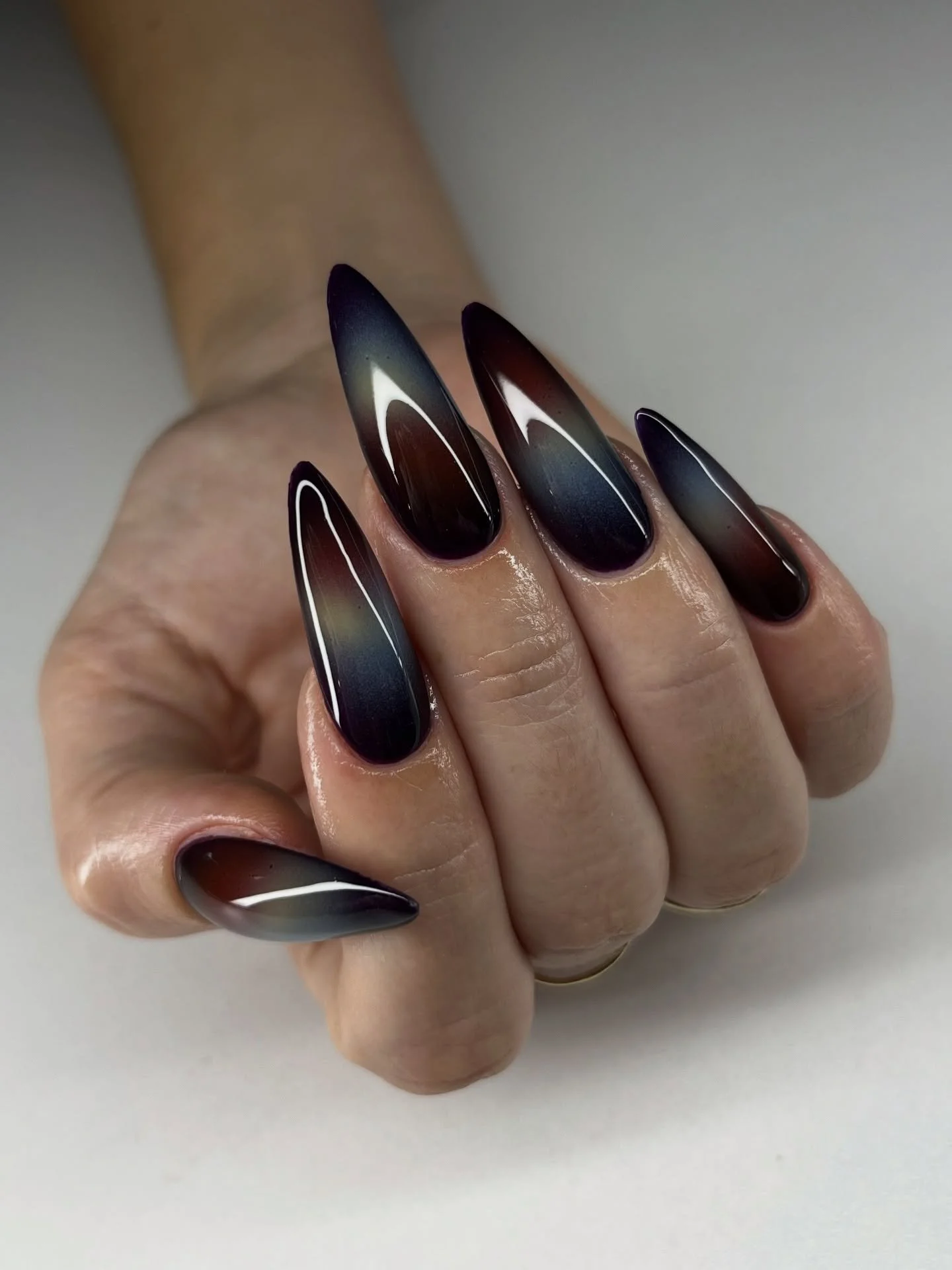 Aura nails are so perfect✨🫧

#oahunails #oahunailtech #auranails #nailsnailsnails #nails