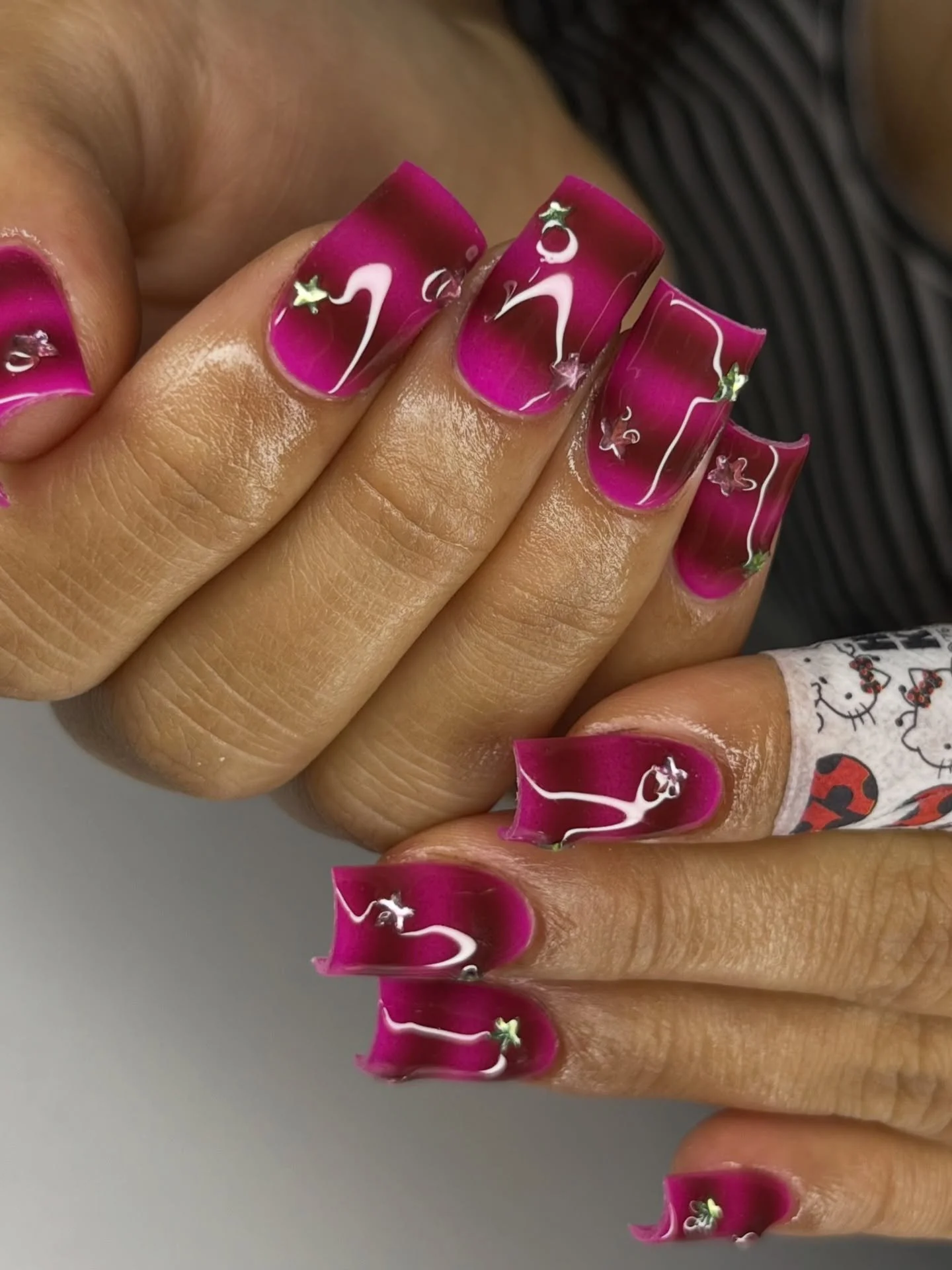 Sweater nails = perfect vday set🩷🐻

#oahunails #oahunailtech #sweaternails