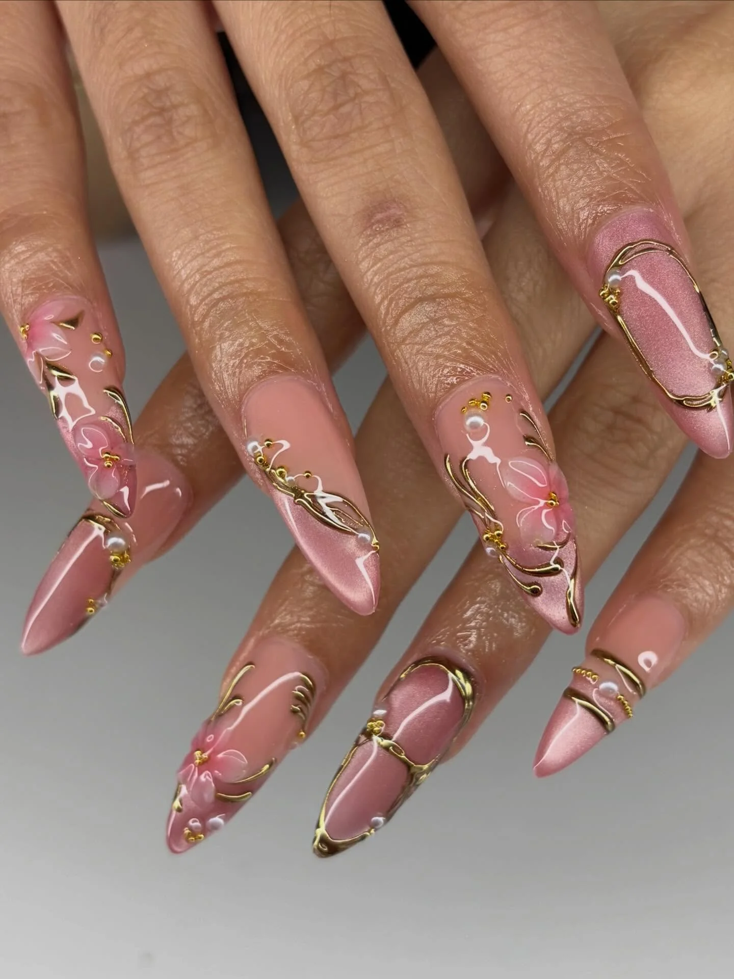 More from the valentines vault🌸💕✨

#oahunails #oahunailtech #pinknaildesigns #floralnails #3dnailartflowers