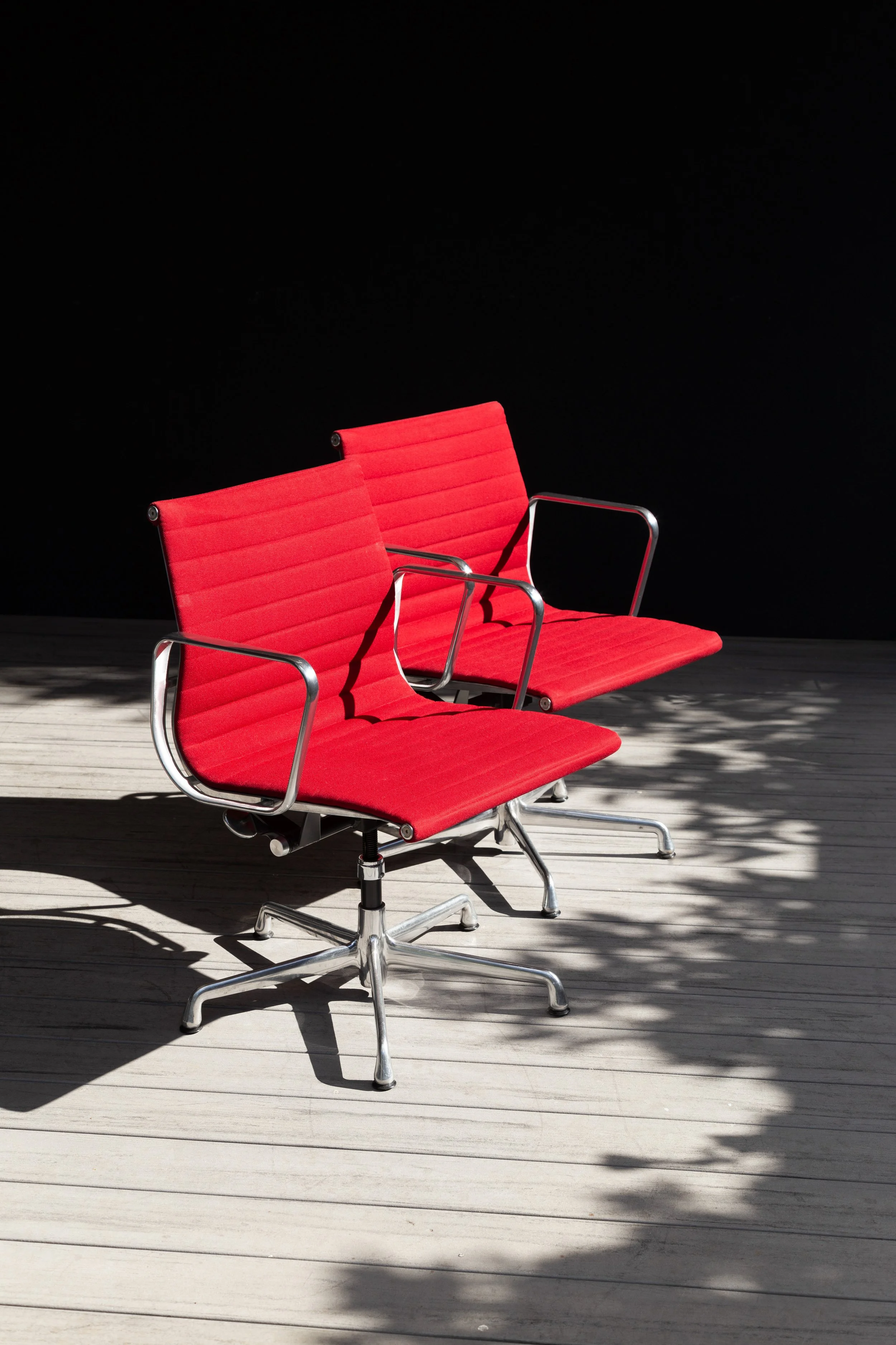 Ray & Charles Eames Aluminum Group Chairs - Office Chairs - Red (One Left)