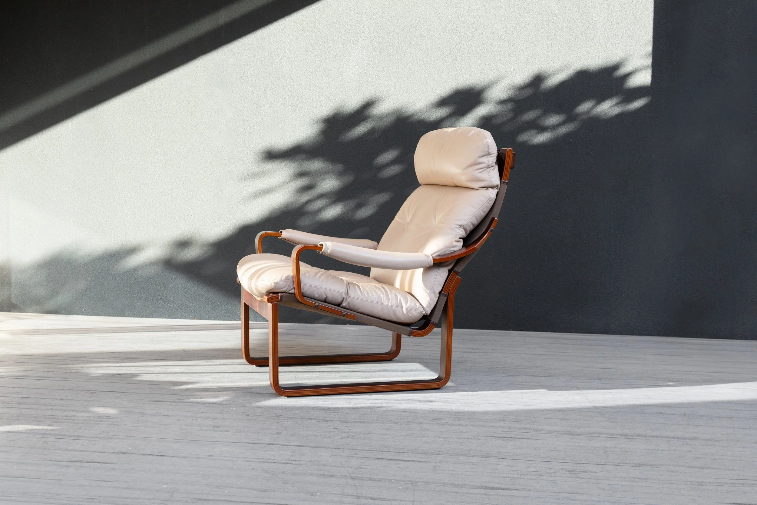 Tessa T8 Armchairs + Matching Armless Armchair 1976