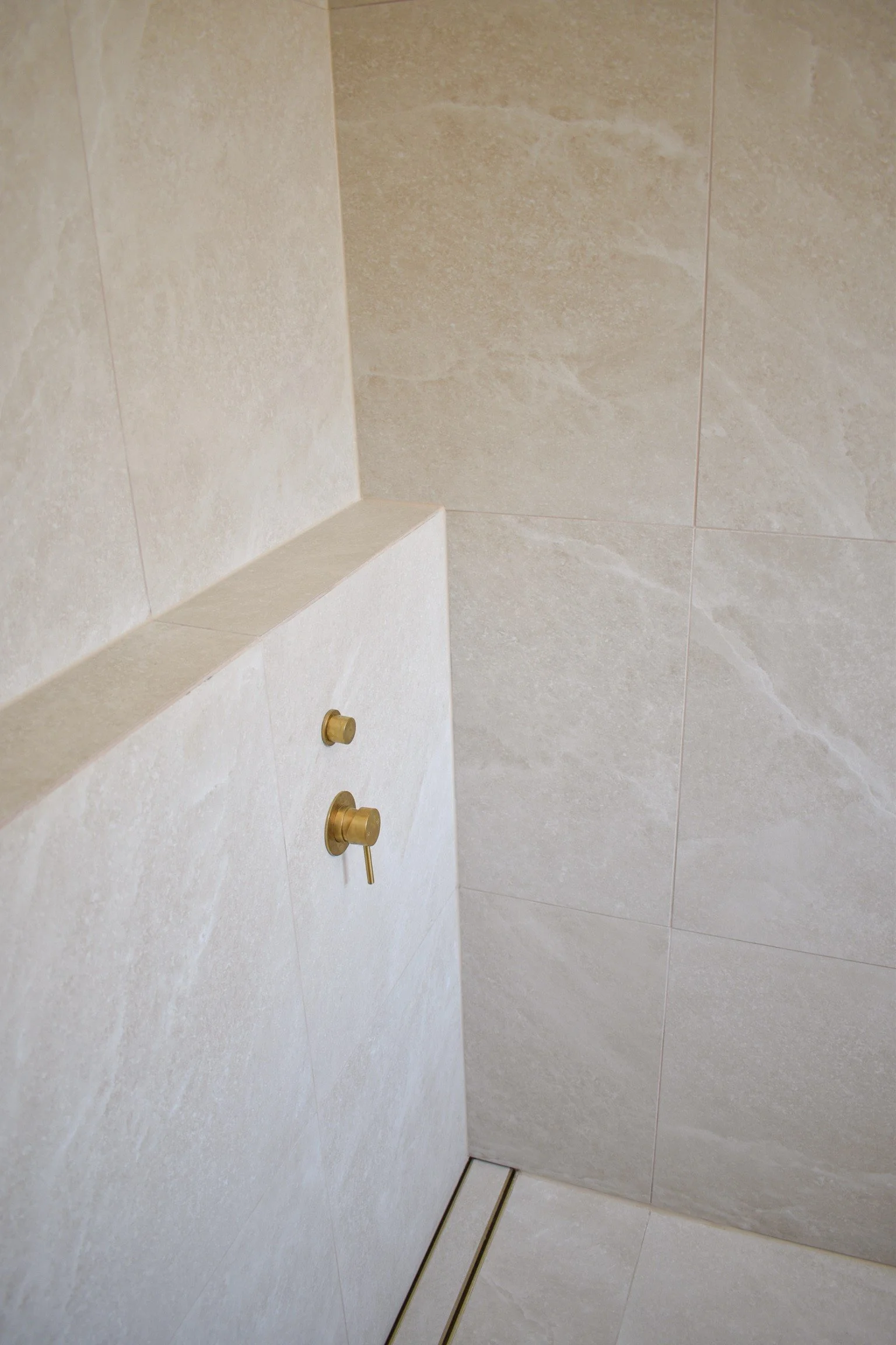 thumbnail_DSC_1464 (1).jpg