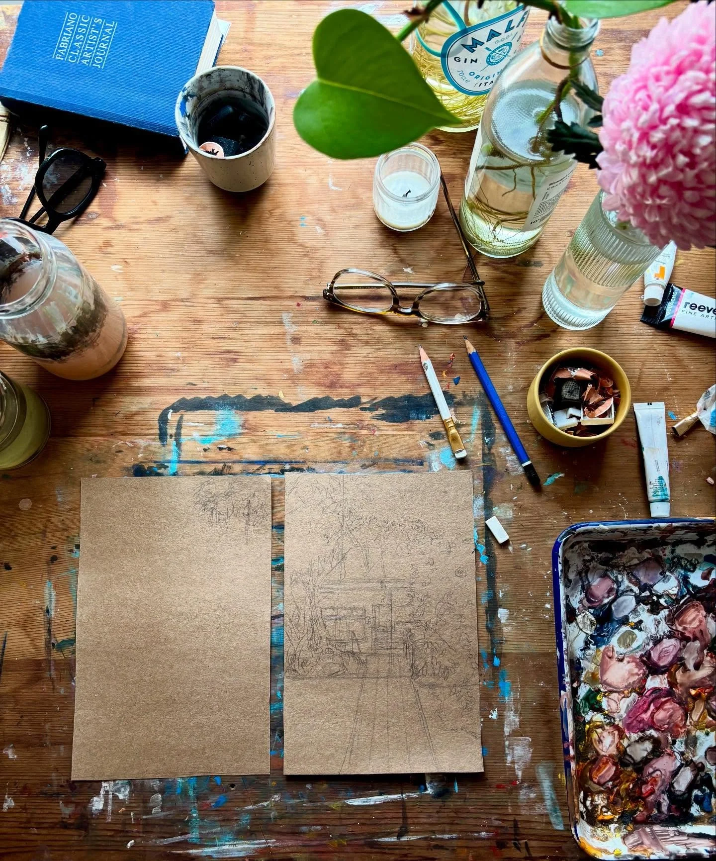 send a message if you too would like to commission a painting 🫶🏼