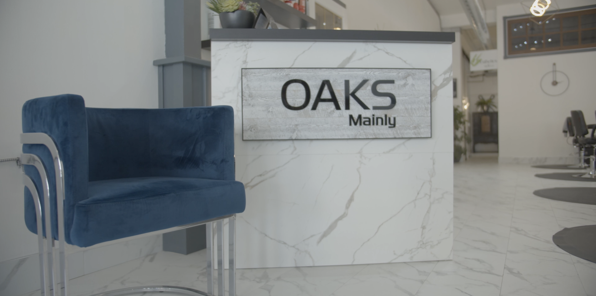 Oaks Sign.png
