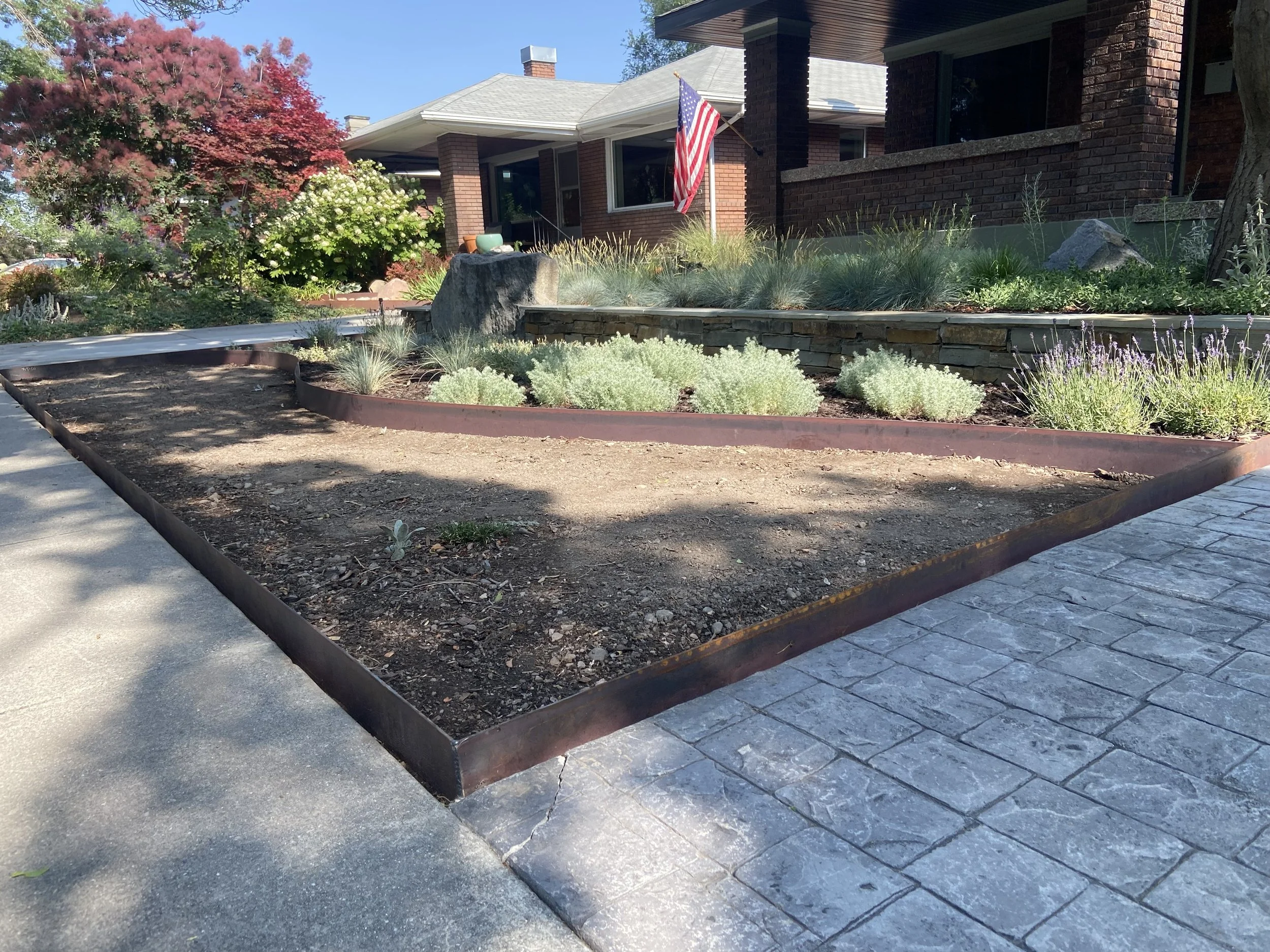 steelgardenperimeter_custom_stoyelevelcraftworks