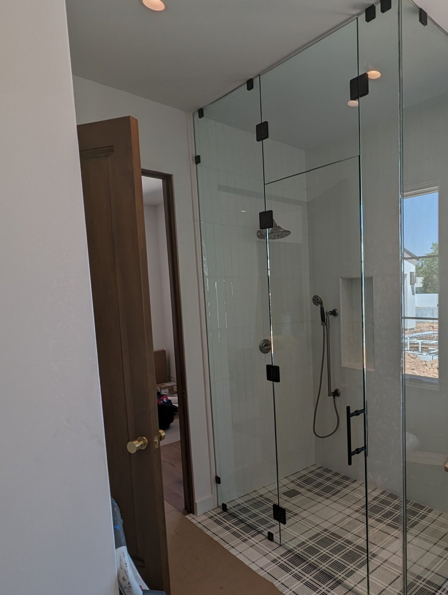 Frameless Steam Shower