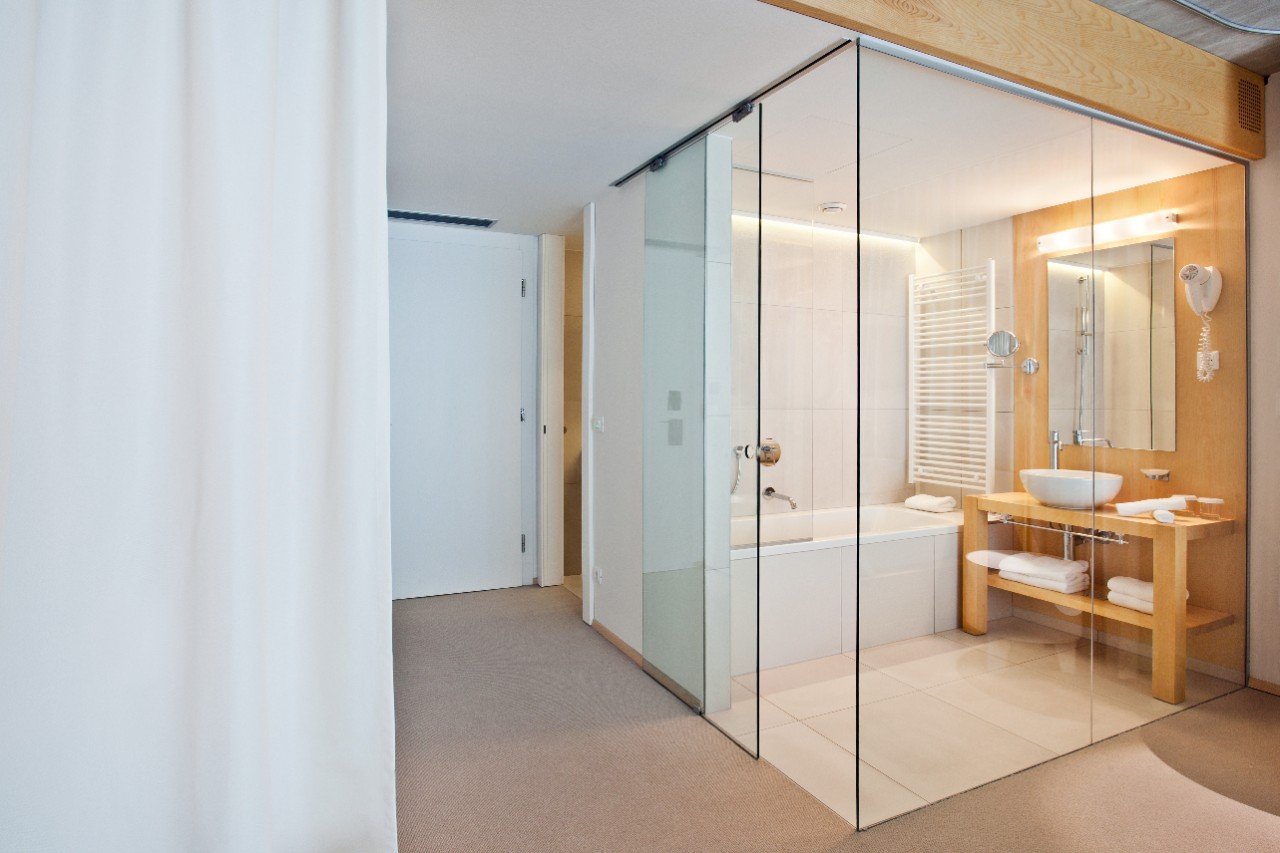 Full Bathroom Enclosure
