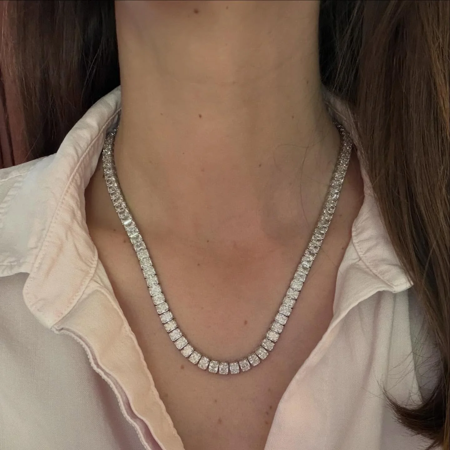 A very happy 20th anniversary to my detail-oriented clients &mdash; we worked with my favorite Chicago team (@joethejewelerchicago and @opaleye.jewelry) to put together this fabulous necklace meeting the same stone ratio as my clients engagement ring