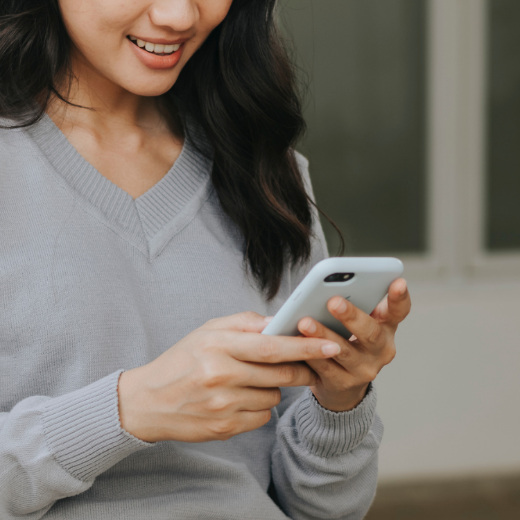Customer scheduling a mechanical service call on a mobile phone