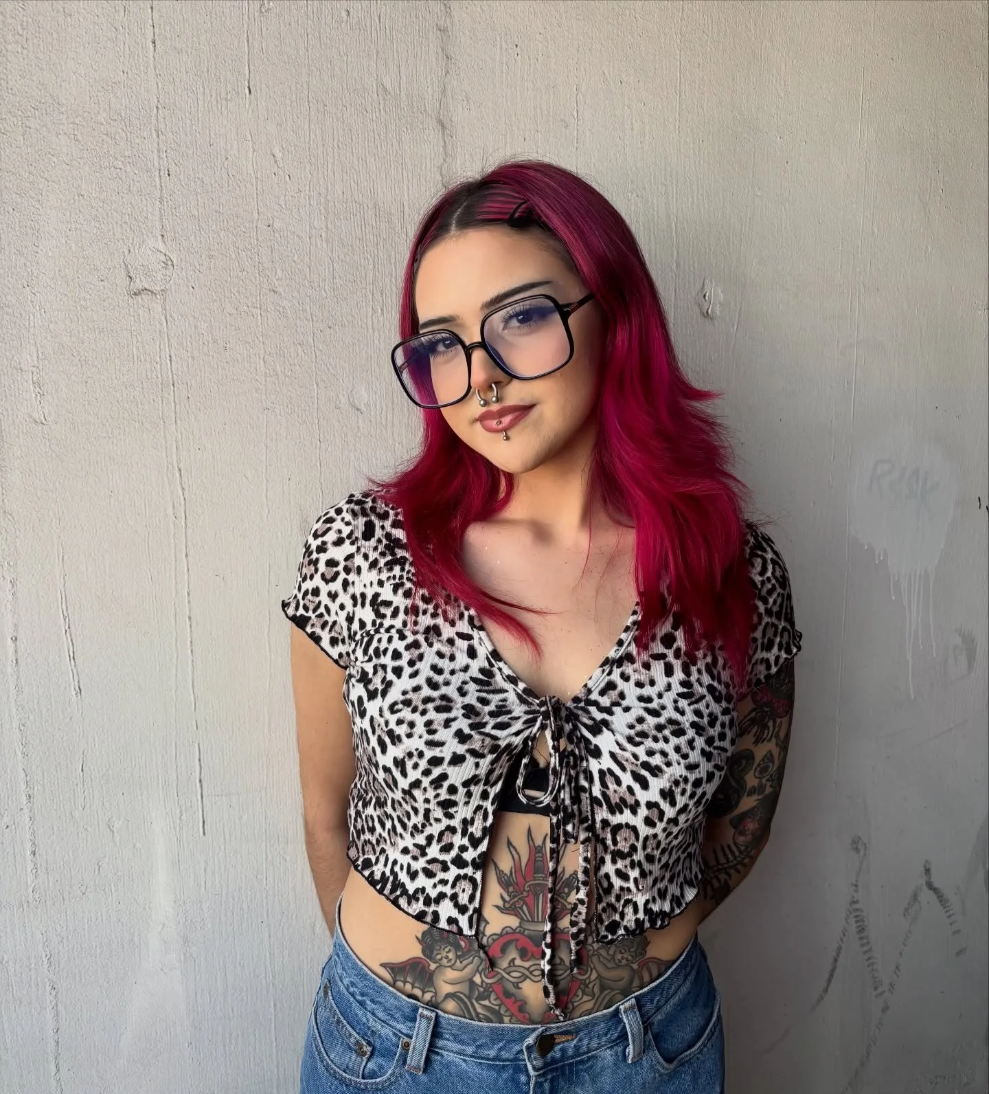 last but certainly not least, 2026 SERAPHIM ARTIST REVEAL ✨🪽 
Welcoming the talented Aimee (She/They) to the Seraphim team! ˚ʚ♡ɞ˚ @cutiecutzbyaimee 

>2 years behind the chair 
> specializes in haircutting and loves all color services, both na