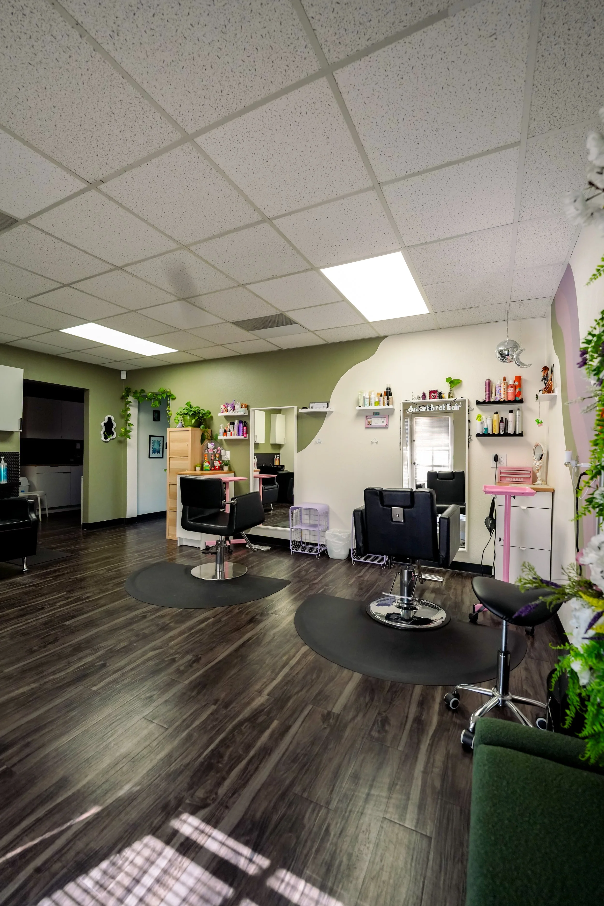 seraphim-salon-luna-studio-llc-2026--81.jpg