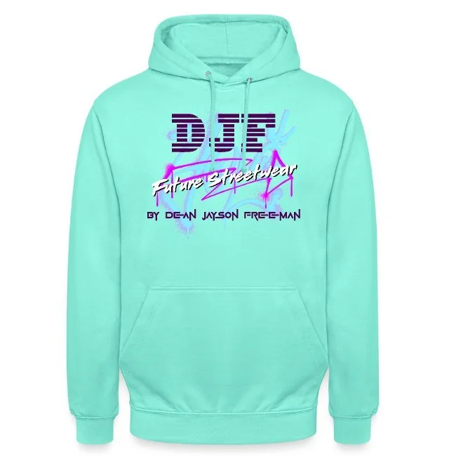 Mintgrüne Kapuzenpullover mit auffälligem Design und Text, der 'DFL Future Streetwear by Dean Jayson Freedman' lautet.
