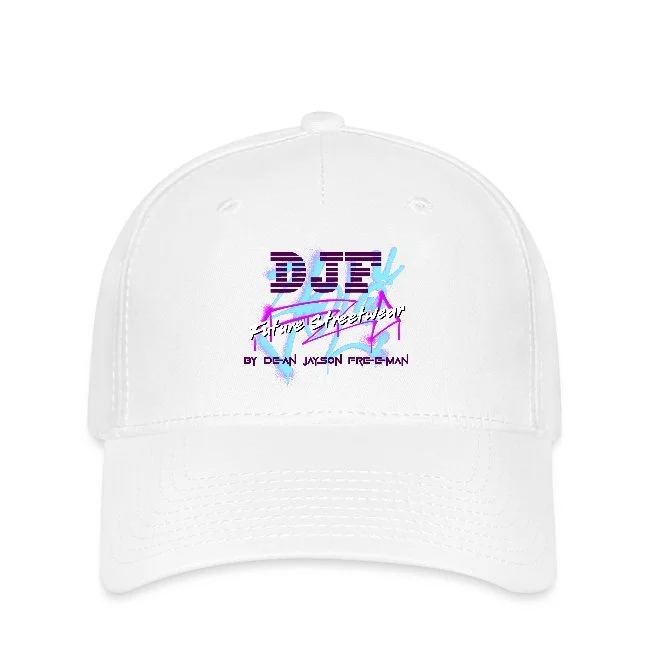 Weißer Baseball-Cap mit buntem Grafik-Design auf der Vorderseite