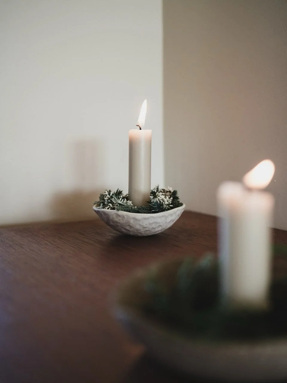 Det har vært litt stille fra meg her en stund, men i atelieret hR det vært mye aktivitet. Jeg har jobbet på for å få ting ferdig til julemarkedene og nå begynner hyllene å fylles opp med mye fint✨ 
I å