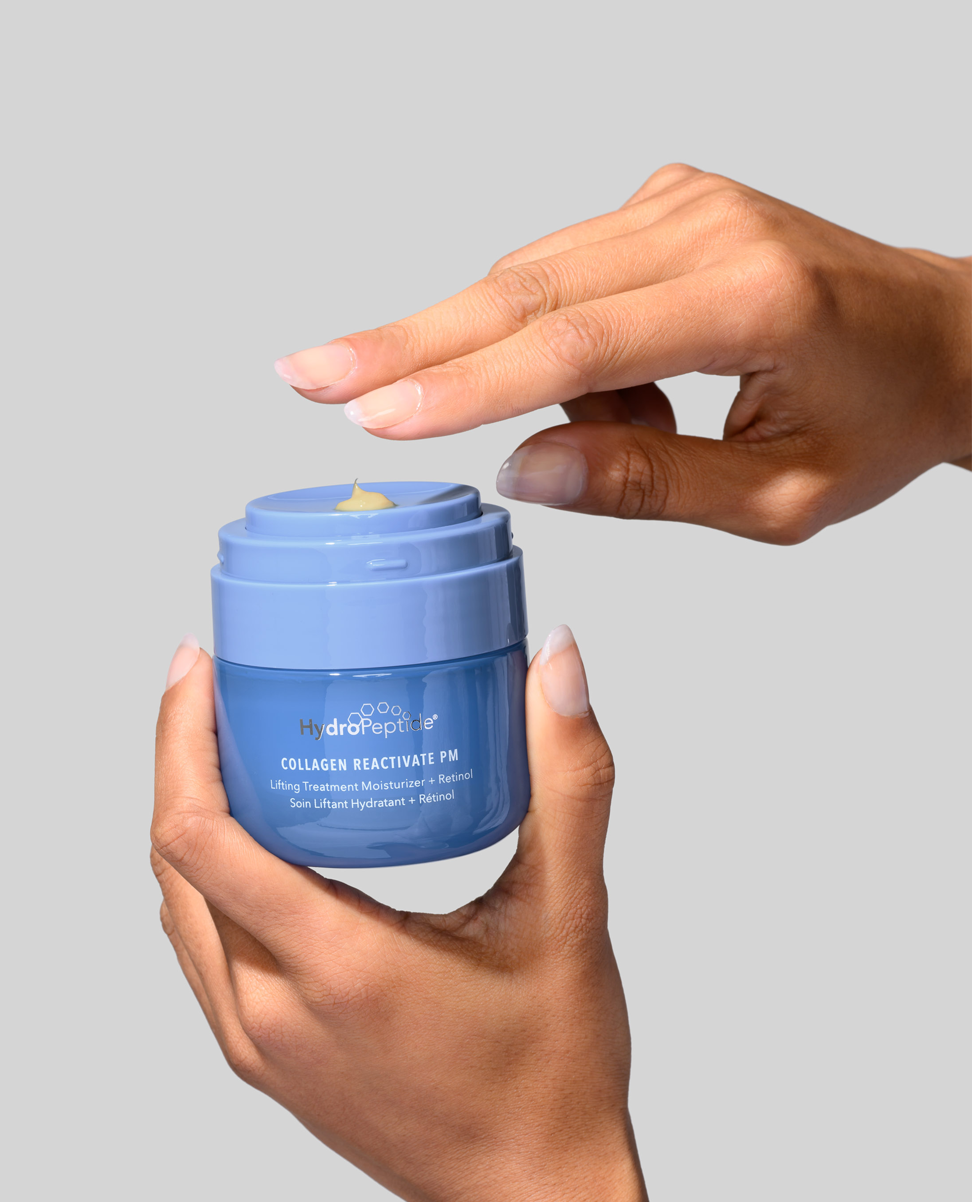 SKNJECT---HydroPeptide-CollagenReactivate-PM-Hand.png
