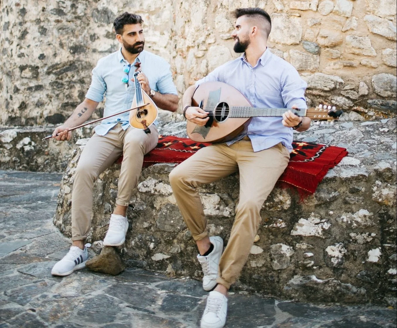 Cretan traditional dances as a part of your wedding’s entertainment