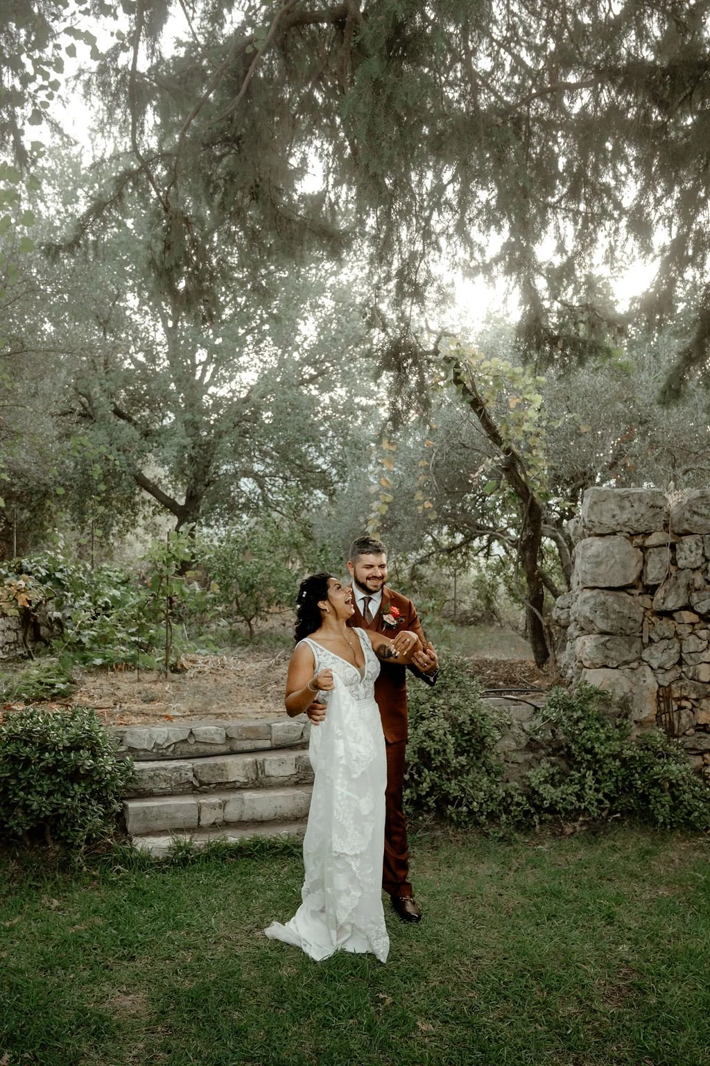 Here’s Why Couples Who Book Their Venue First Still Need a Planner