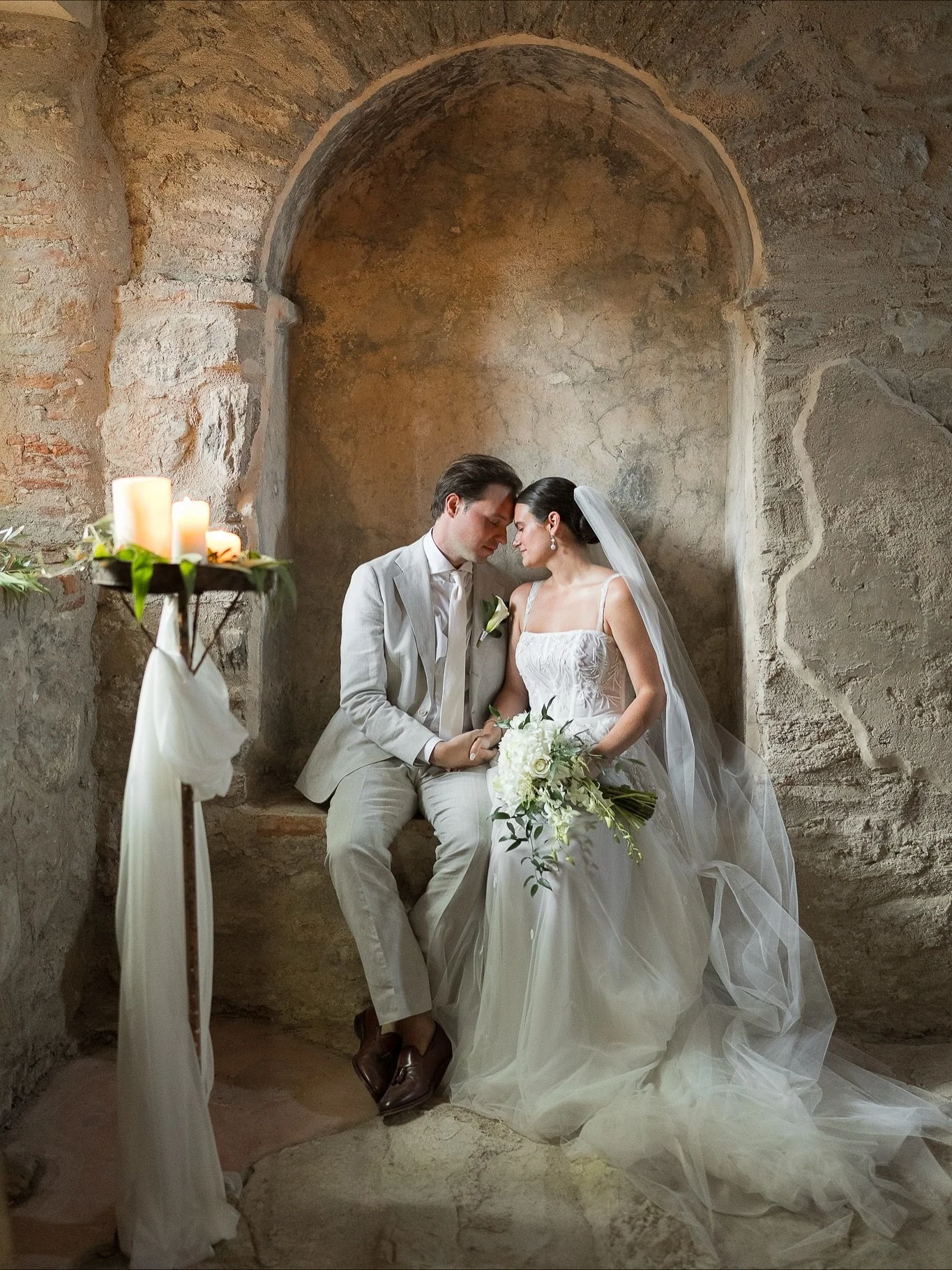 Tessa and Keaton were both born and raised in the U.S., but Tessa had always dreamed of saying her sacred &ldquo;I do&rdquo; in her ancestral homeland &mdash; Greece.

One day, while scrolling through Instagram, she stumbled upon a breathtaking photo