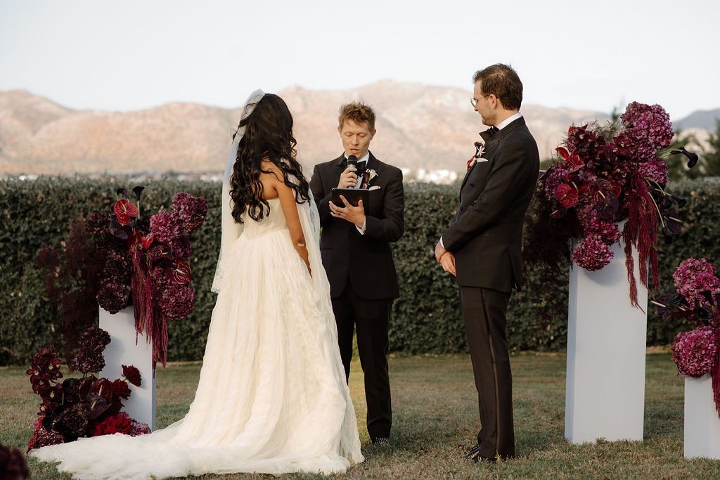 Meg&Chad_M-9319.jpg