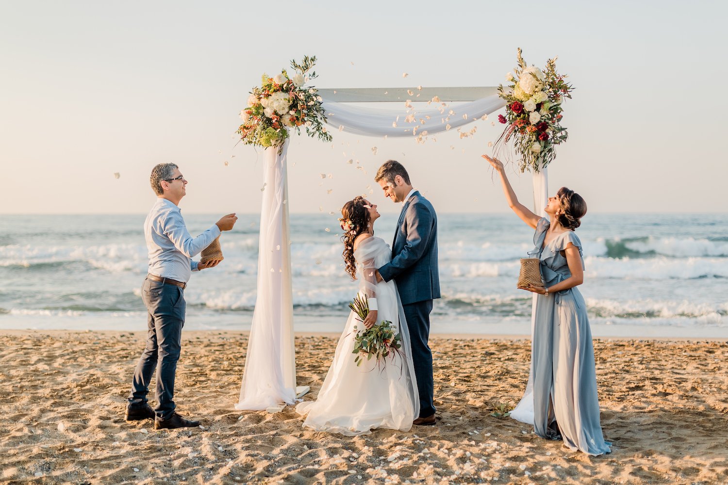beachweddingceremonycretephoto002.jpg