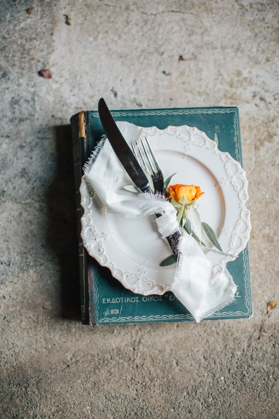 An_early_spring_wedding_inspiration_in_Cretan_highlands_00911.jpg