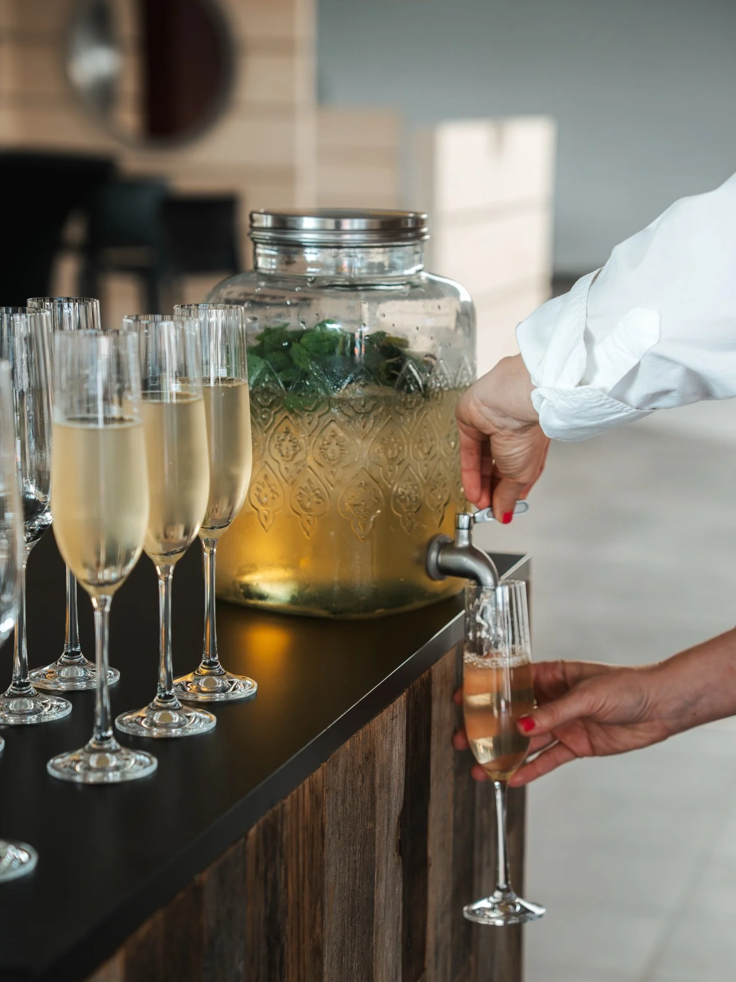 Cheers to Dry January with our homemade iced tea 🍋&zwj;🟩

#cateringcuisine #corporateevent