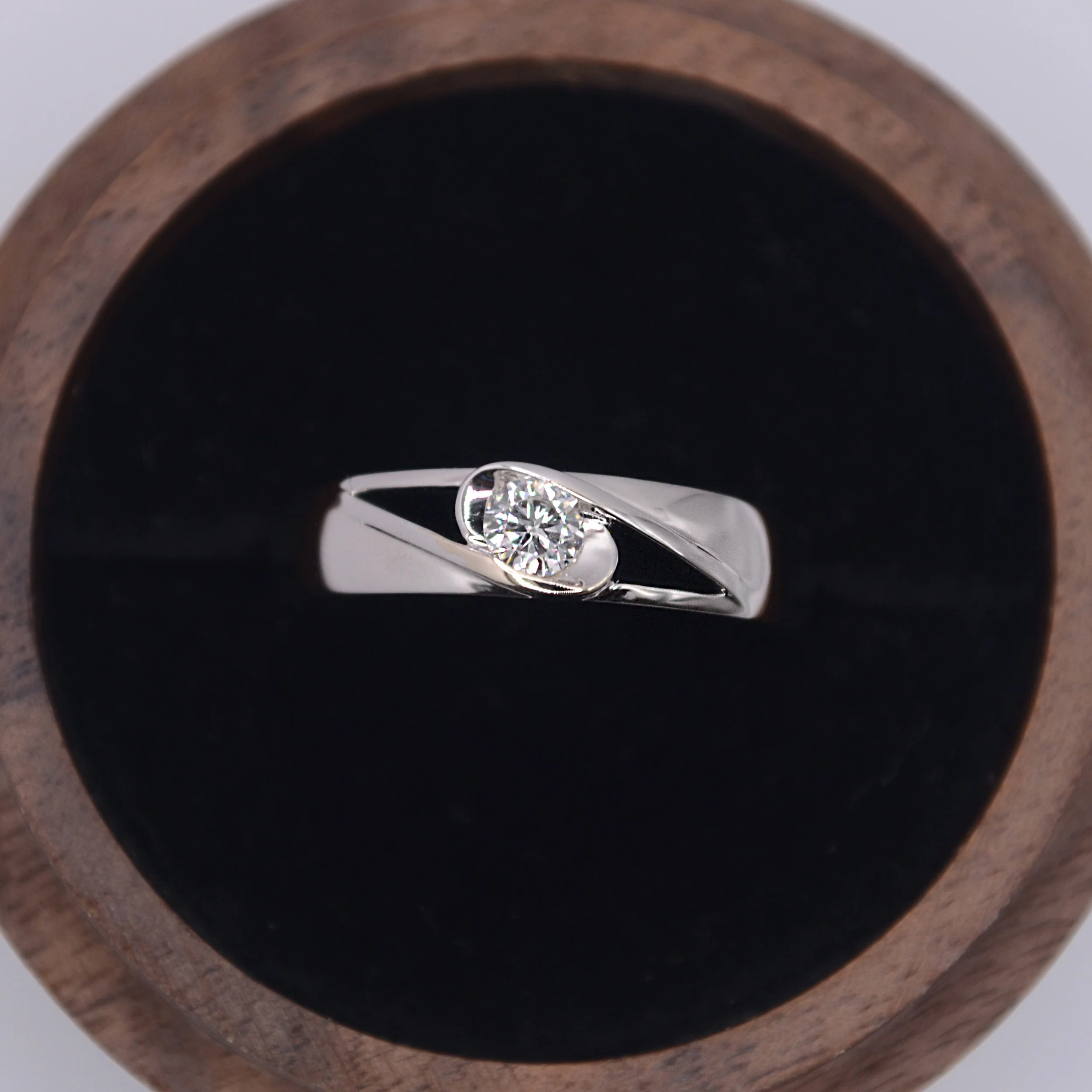 R1434.jpg