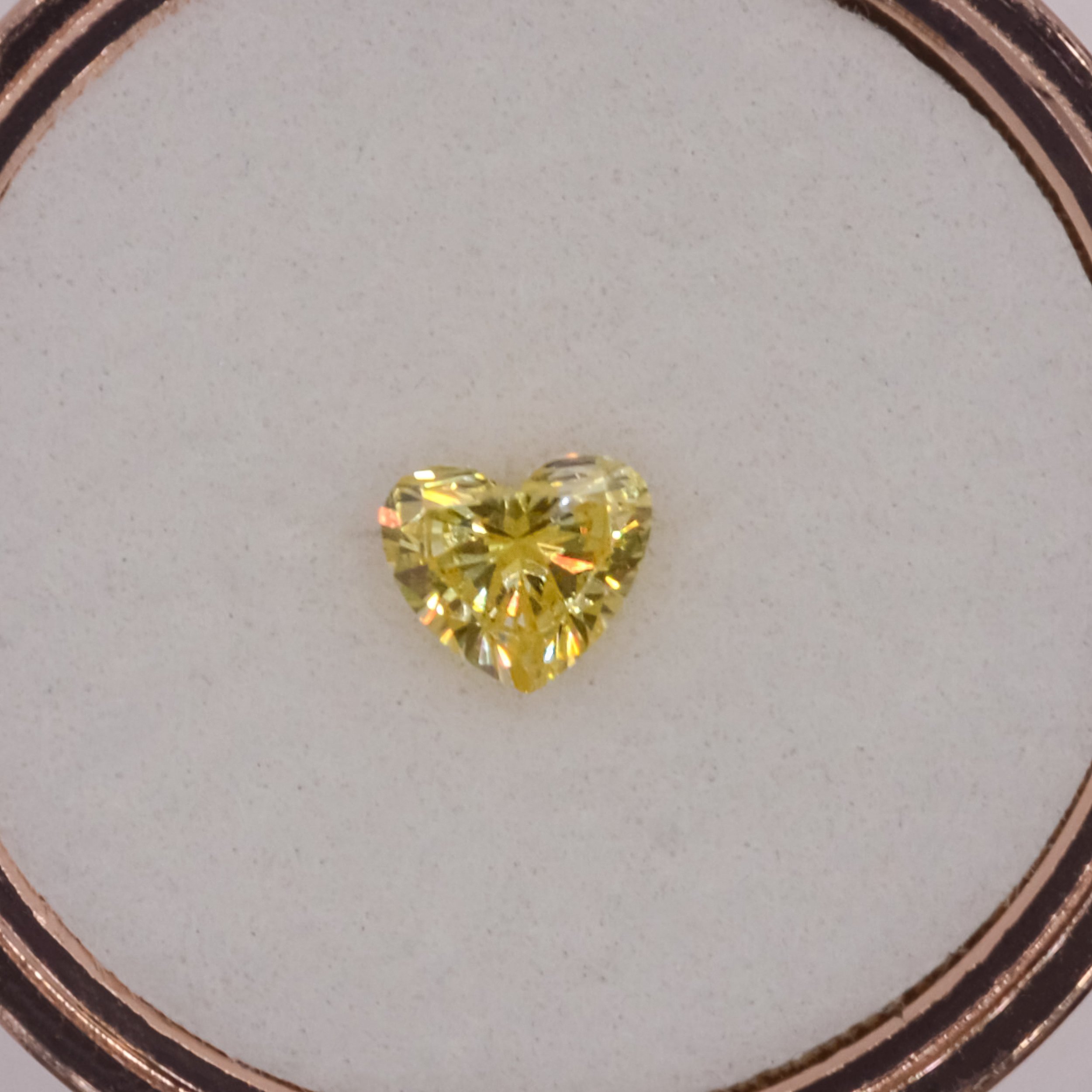 0.40-0.49_ct_Yellow_Heart_2560643996.JPG