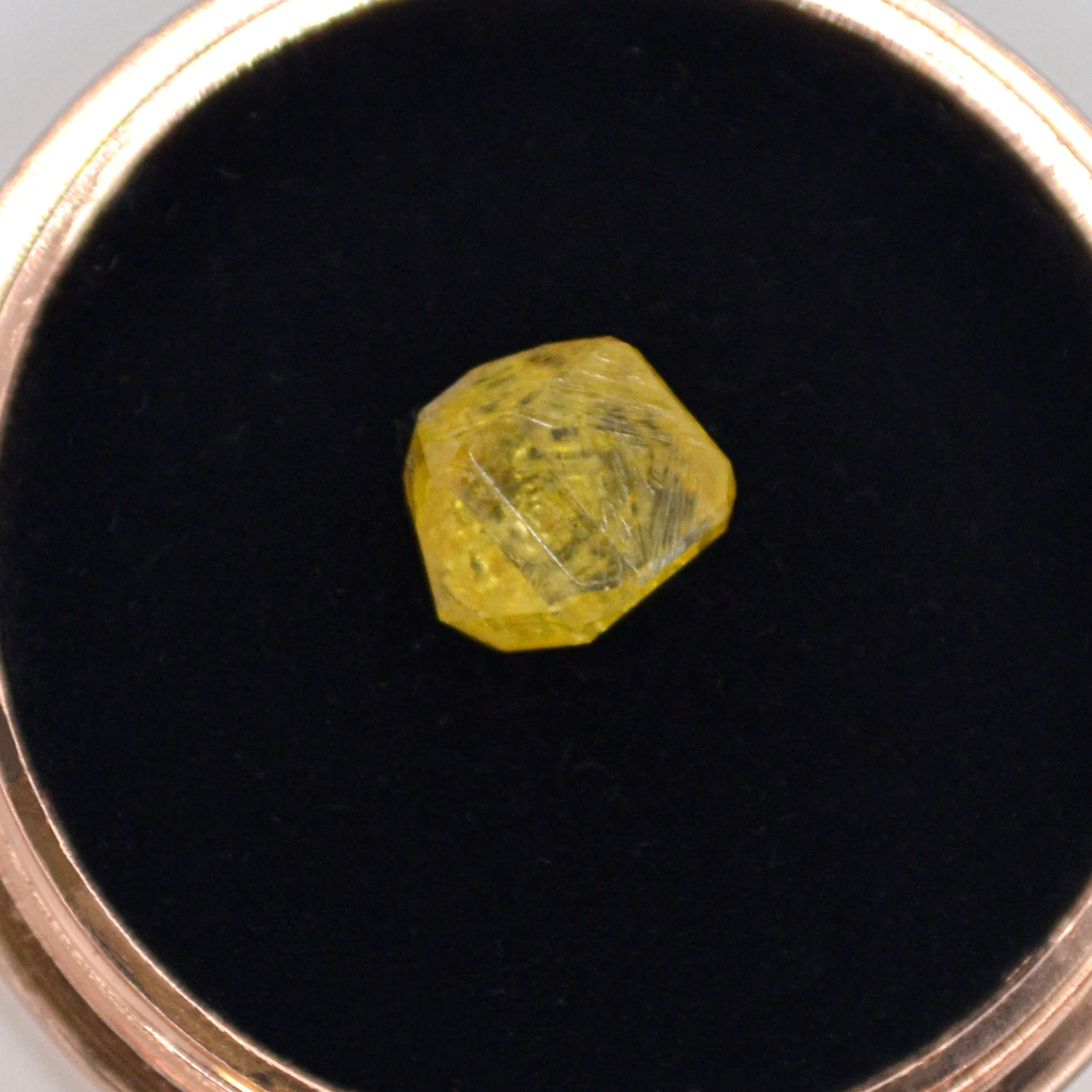 1.50-1.79_ct_Yellow_Uncut_(5).JPG