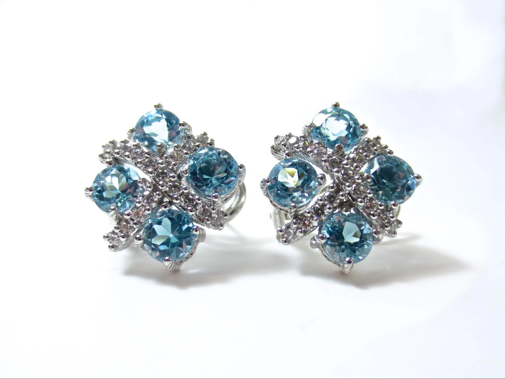 Difference Between CVD and HPHT Lab-Grown Diamonds