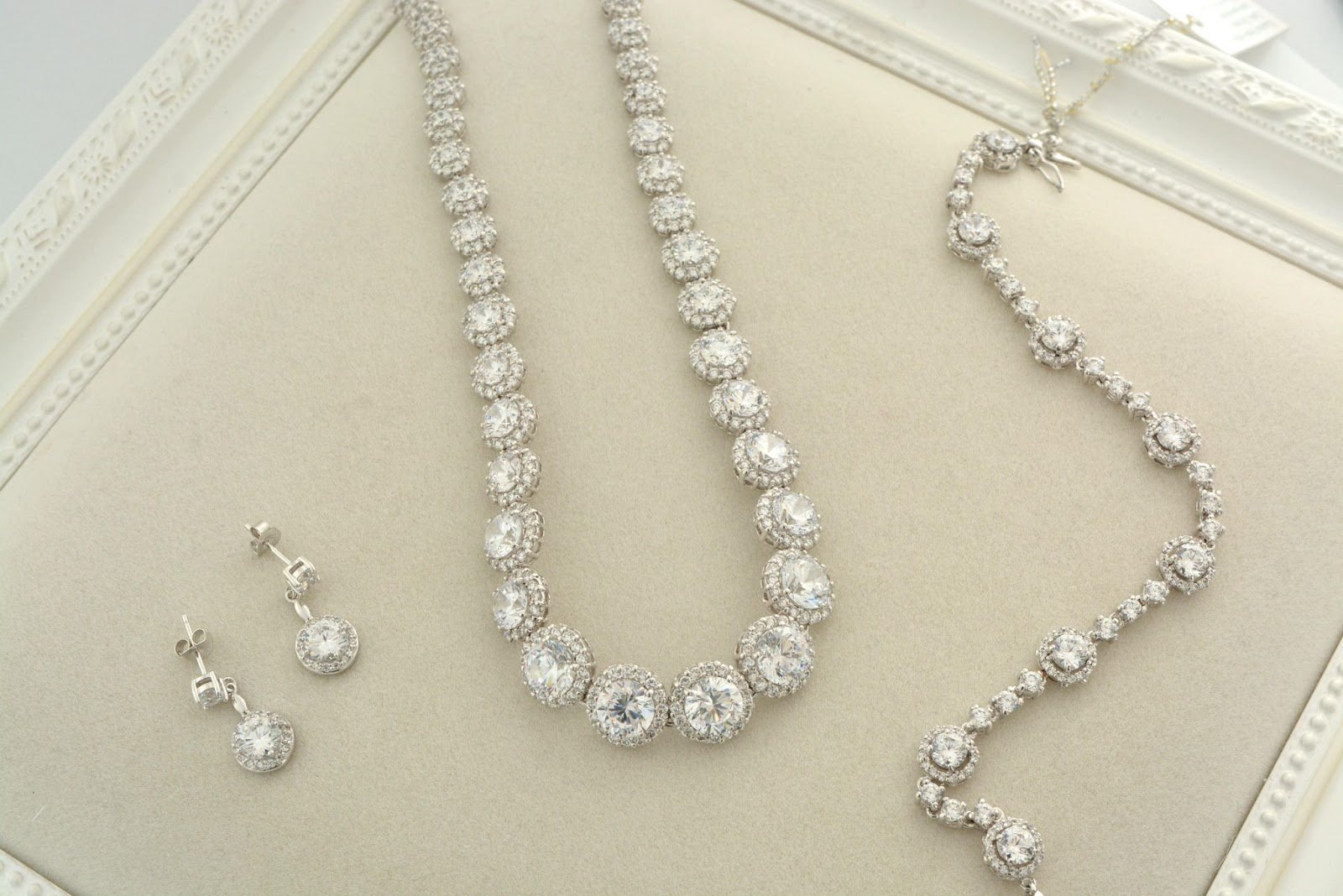 The Most Sentimental Piece of Jewelry Keepsake that You Should Own