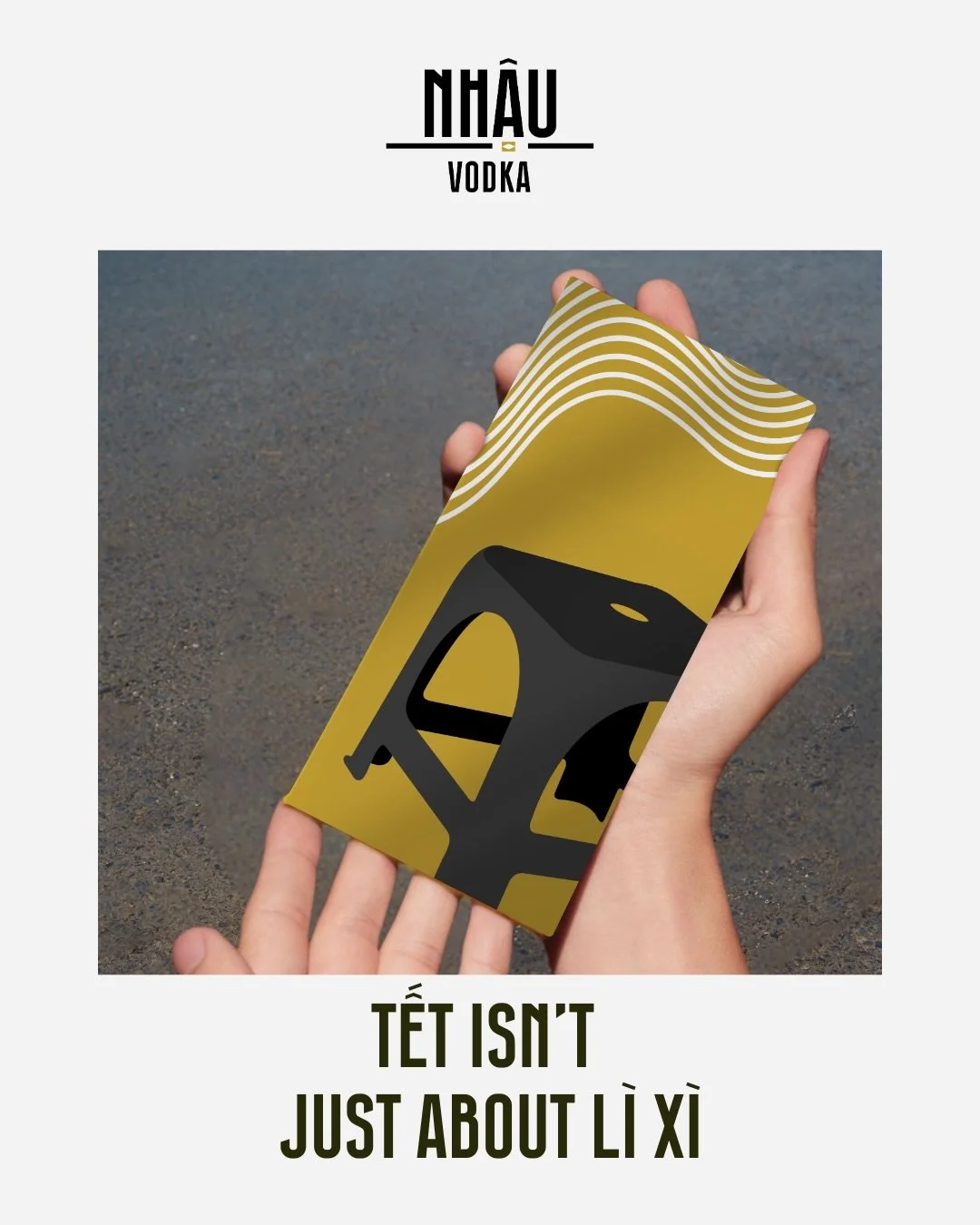 𝗧ế𝘁 𝗶𝘀𝗻&rsquo;𝘁 𝗷𝘂𝘀𝘁 𝗟&igrave; 𝘅&igrave; 👀
[Tiếng Việt b&ecirc;n dưới]

The pre-game pep talk before the first New Year&rsquo;s wishes.
The fake-serious face. The aunties trying not to laugh.

It&rsquo;s who you end up sitting next to.
I