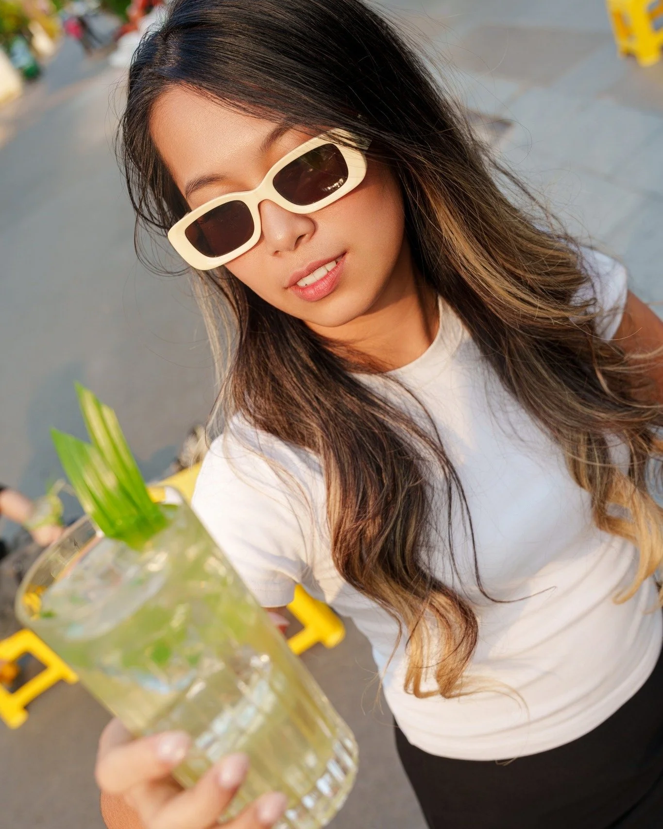 𝐒𝐮𝐧&rsquo;𝐬 𝐨𝐮𝐭, 𝐡𝐢𝐛𝐚𝐥𝐥 𝐢𝐧 𝐡𝐚𝐧𝐝 ☀️🥥
[Tiếng Việt b&ecirc;n dưới]

Coco Cốm Hiball on the go, because nhậu doesn&rsquo;t wait for night time

Nhậu Cốm + coconut water + that tonic sparkle
light, fresh, and made for walking into gold