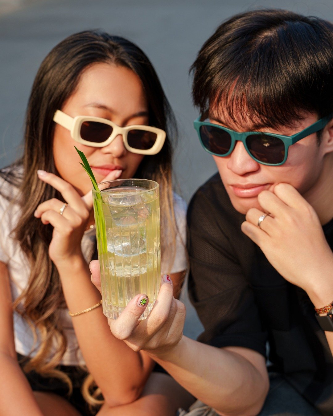 Your weekend called. It wants something cold. 👀🧊
[Tiếng Việt b&ecirc;n dưới]

𝗖𝗼𝗰𝗼 𝗖ố𝗺 𝗛𝗶𝗴𝗵𝗯𝗮𝗹𝗹

45ml Nhậu Cốm/Pandan Vodka
80ml coconut water
Top with tonic + pandan garnish 🌿

Ice. Pour. Stir. Sip.

Easy does it. Weekend&rsquo;s ju