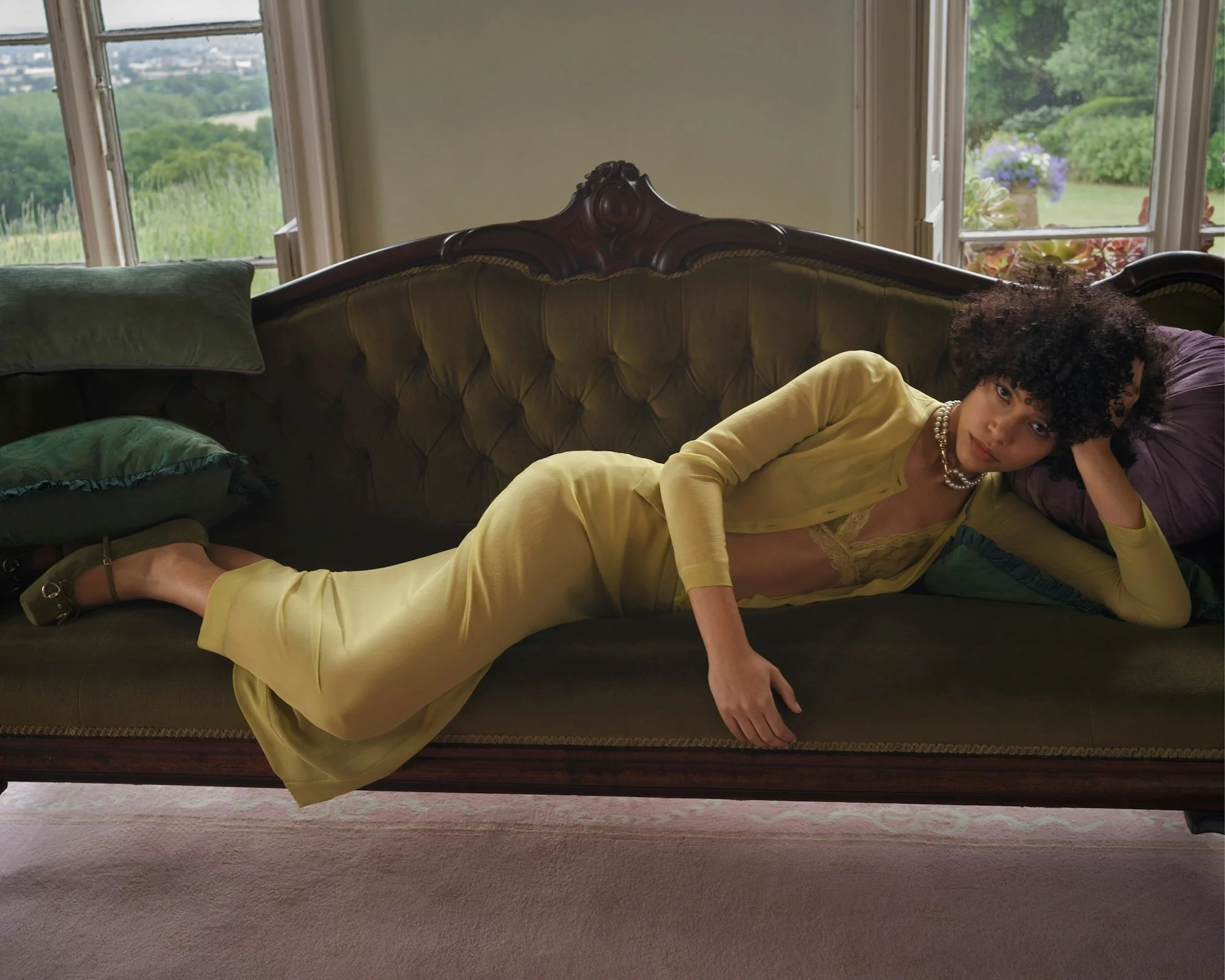  Gucci Campaign "We Will Always Have London" 

Photographed by Nan Goldin.

Styled by Fran Burns.
