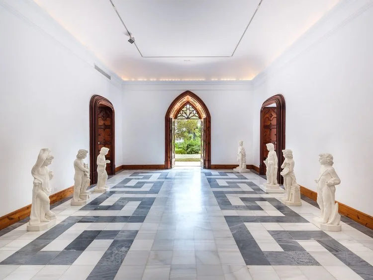 d2ecfe_51d0a9742bc3406c989b2398ce13564e~mv2 (1).jpg