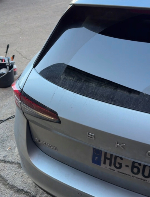 Avant nettoyage arrière Skoda