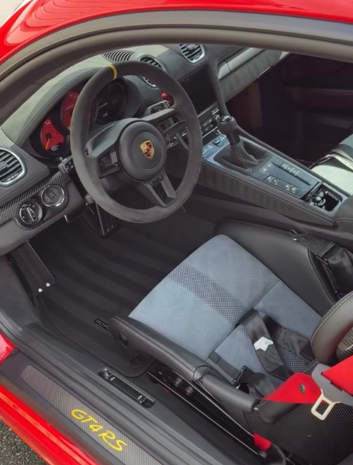 Après nettoyage intérieur Porsche
