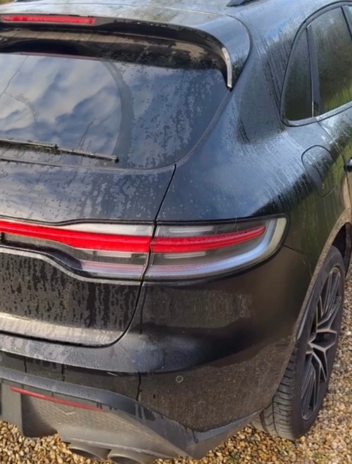 Avant nettoyage extérieur Porsche