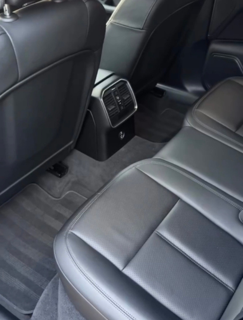 Après nettoyage intérieur Porsche Macan