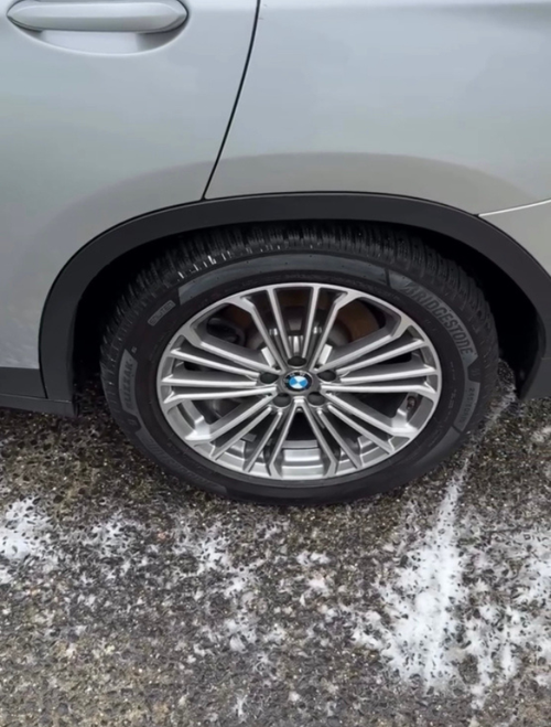 Après nettoyage jante BMW