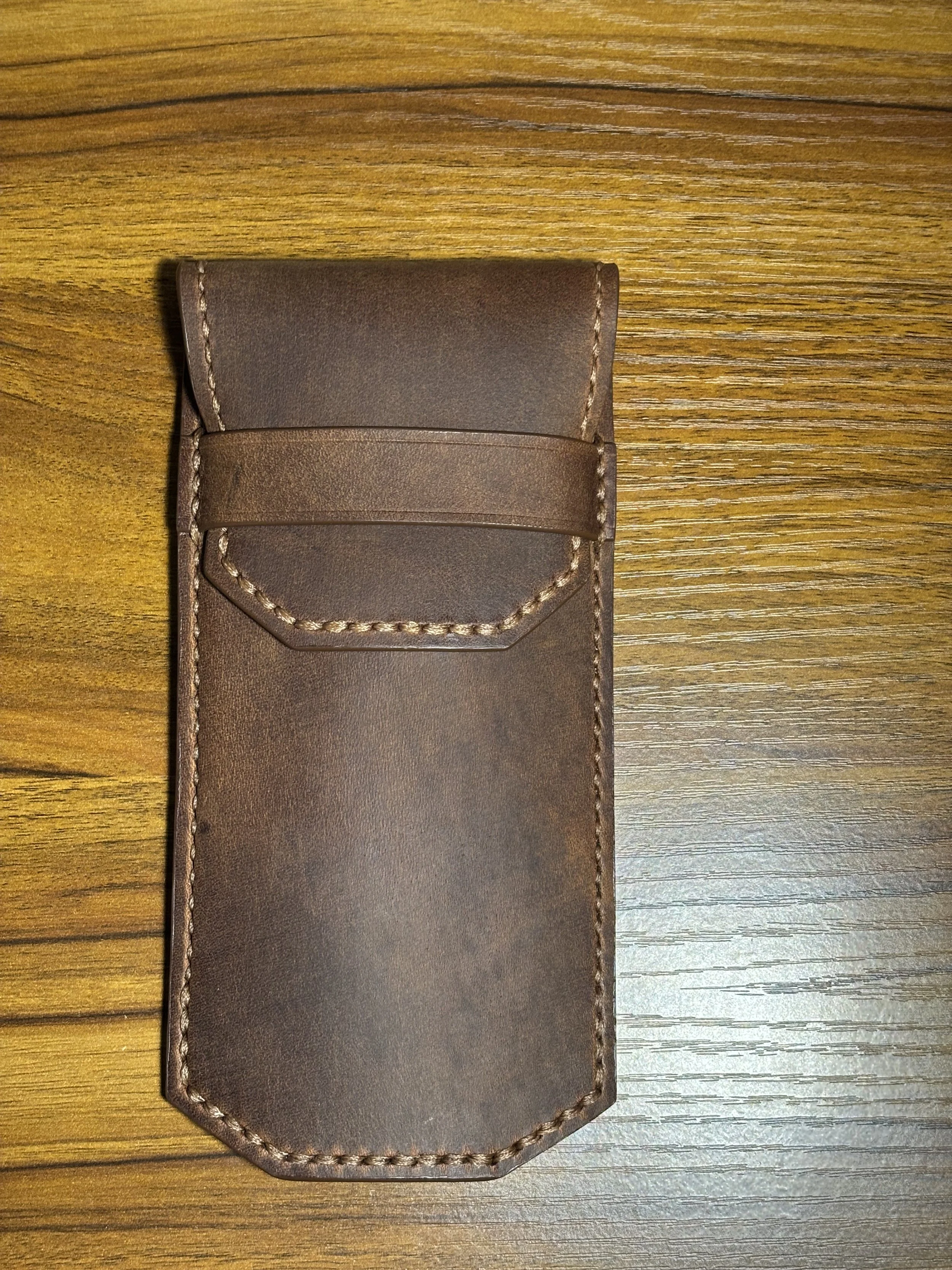the-lookout-leather-sunglass-case-flat-lay.jpeg