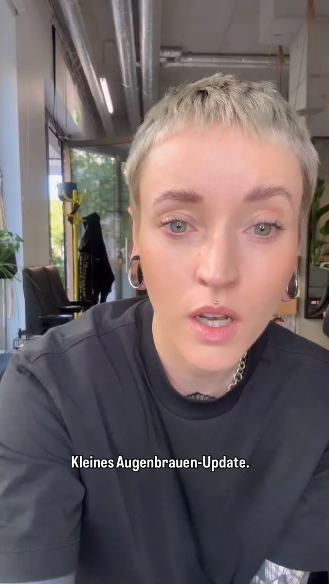 Ich würde kein Microblading mehr machen lassen. 🙅‍♀️
2,5 Wochen nach dem Microblading-Lasern.
Das Ergebnis spricht für sich – die Haut heilt super, und ich bin so froh, mich für das Entfernen entschieden zu haben.
Der Proz