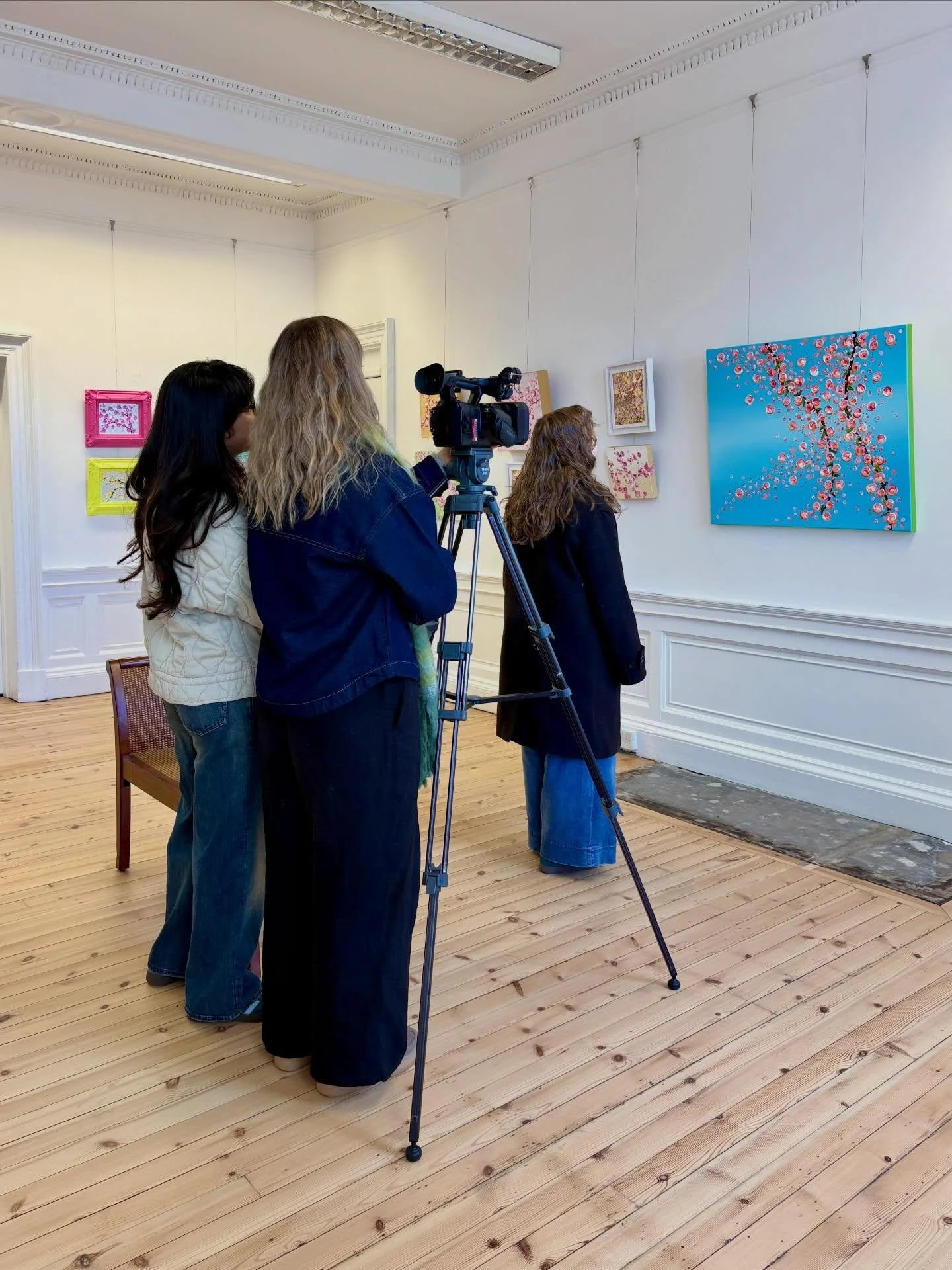We welcomed three masters journalism students from @edinburghnapier this morning who are filming a TV package on the city and blossom season 🌸

Resident artist @vickyjpaul solo Cherry Blossom exhibition is open from Wednesday 22 April until Sunday 2