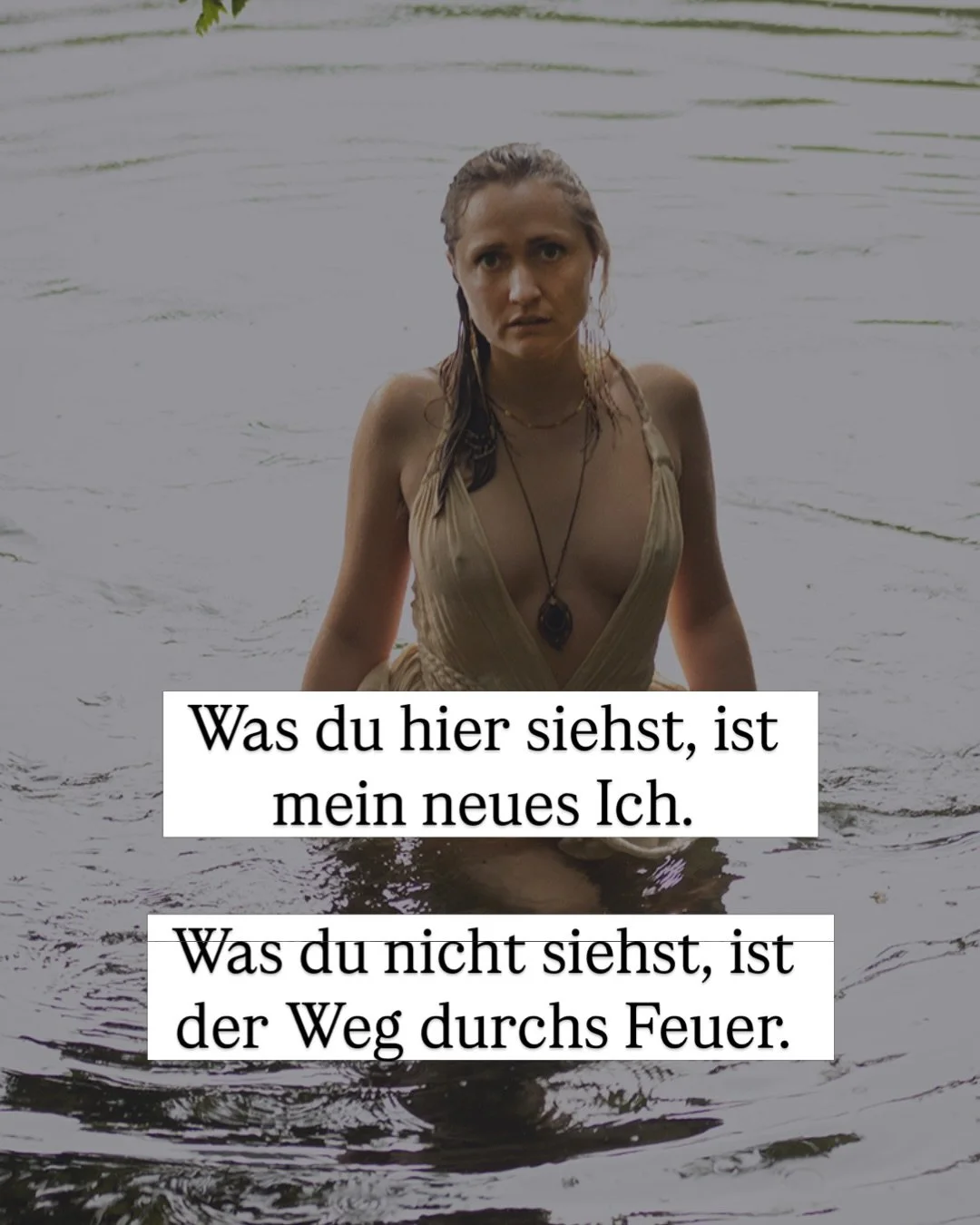 Was du hier siehst, ist mein &bdquo;Ja&ldquo; zum Leben und zum Tod. 

Dieses &bdquo;Ja&ldquo; wurde im Feuer geschmiedet. 
Lange bevor ich R&auml;ume f&uuml;r ekstatische Urkraft begleitet habe, war mein K&ouml;rper ein Ort, den ich um jeden Preis v